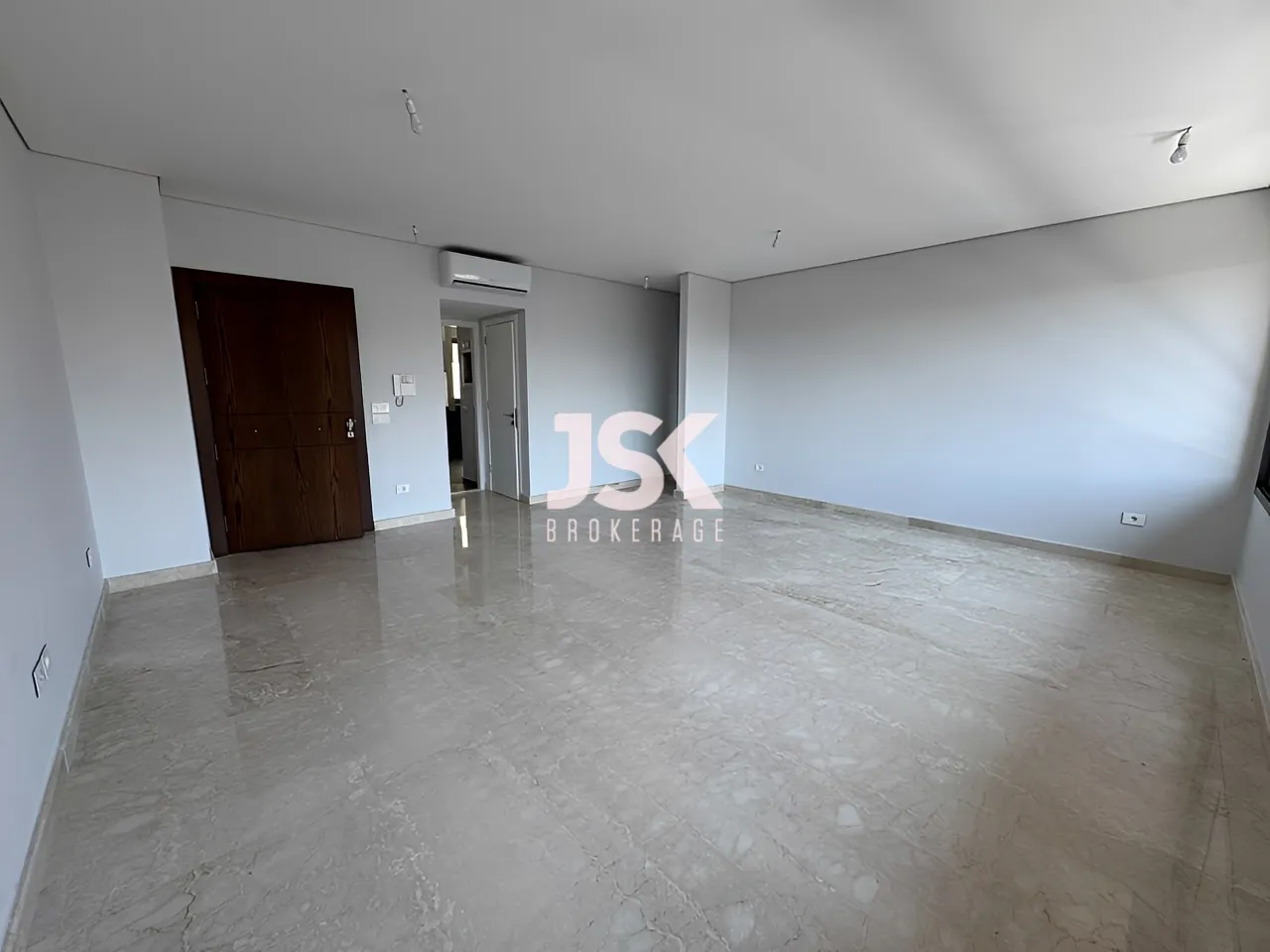 Apartment for Sale in Ras - 2 bed, 4 bath