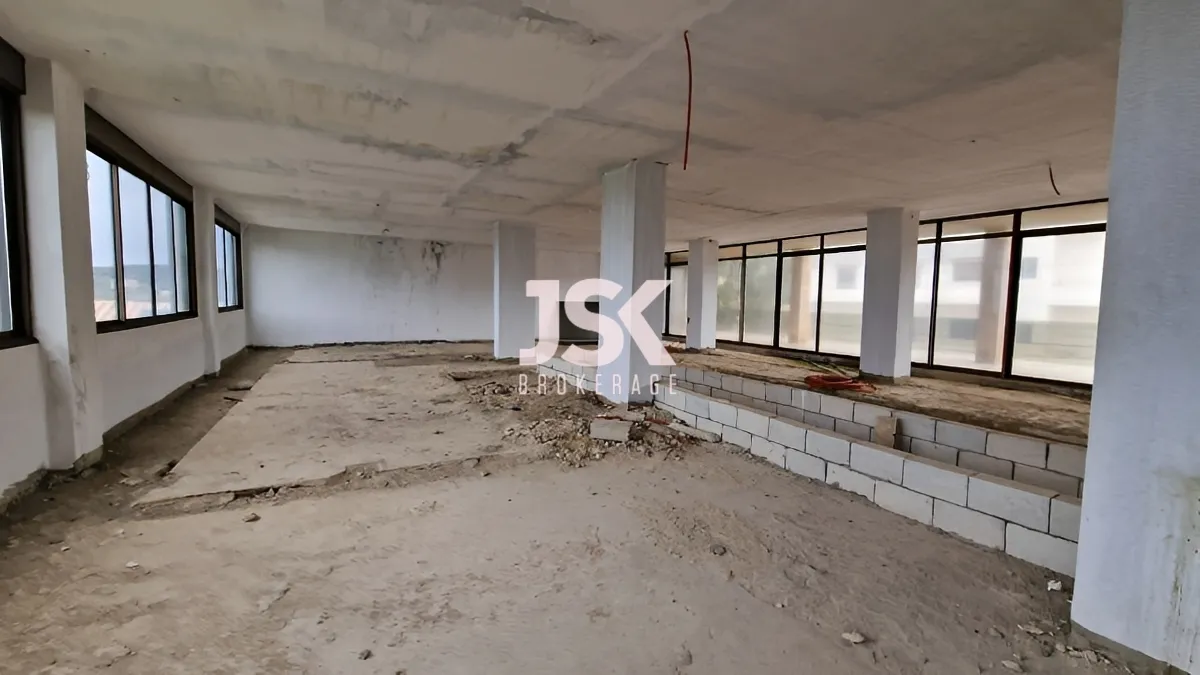 Office for rent in Batroun