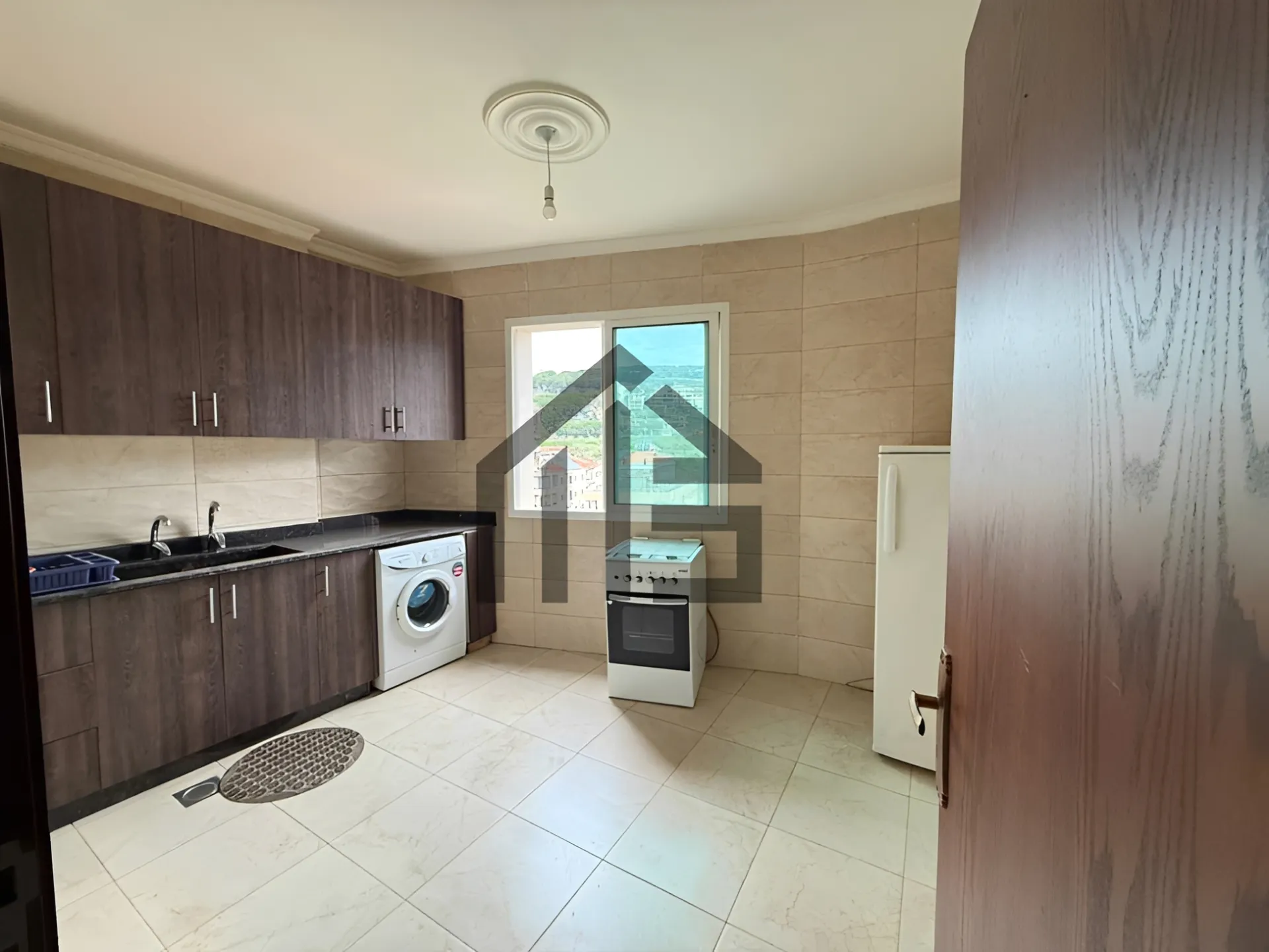 Apartment for sale in Aley, Lebanon - 3 bed, 3 bath