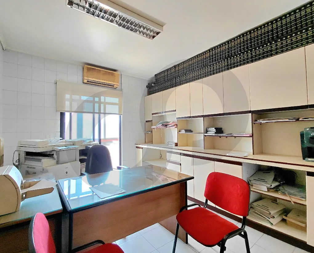 Building for Sale in Baouchriyeh
