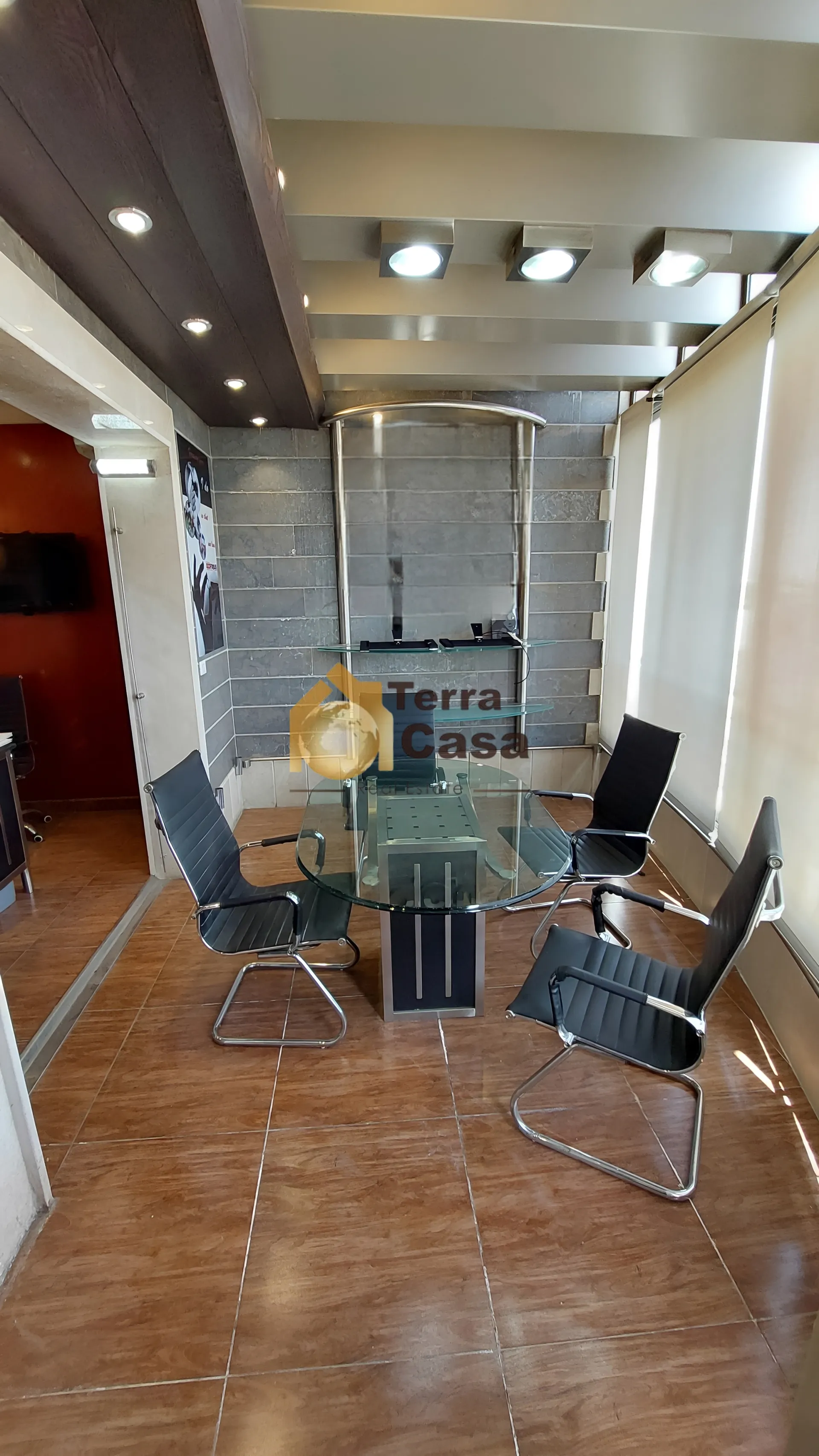 Office for Rent in Ksara