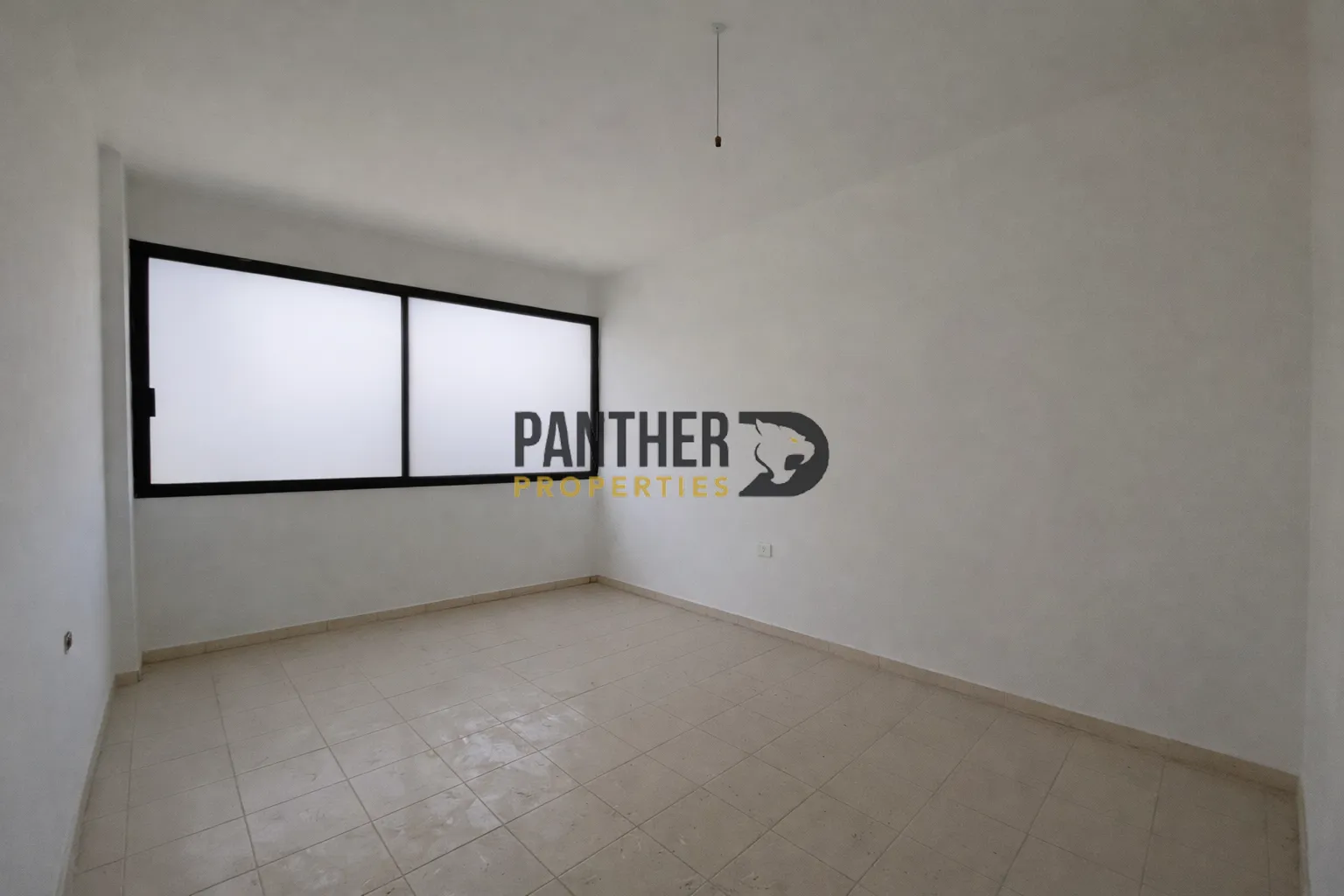 Office for rent in Horch tabet, lebanon