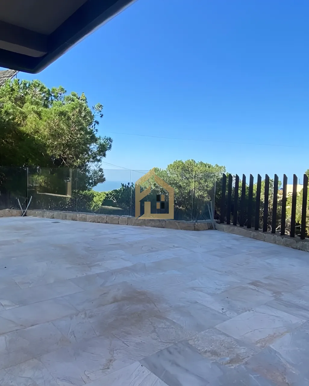 Apartment for sale in Ain Saadeh, Lebanon - 3 bed, 3 bath