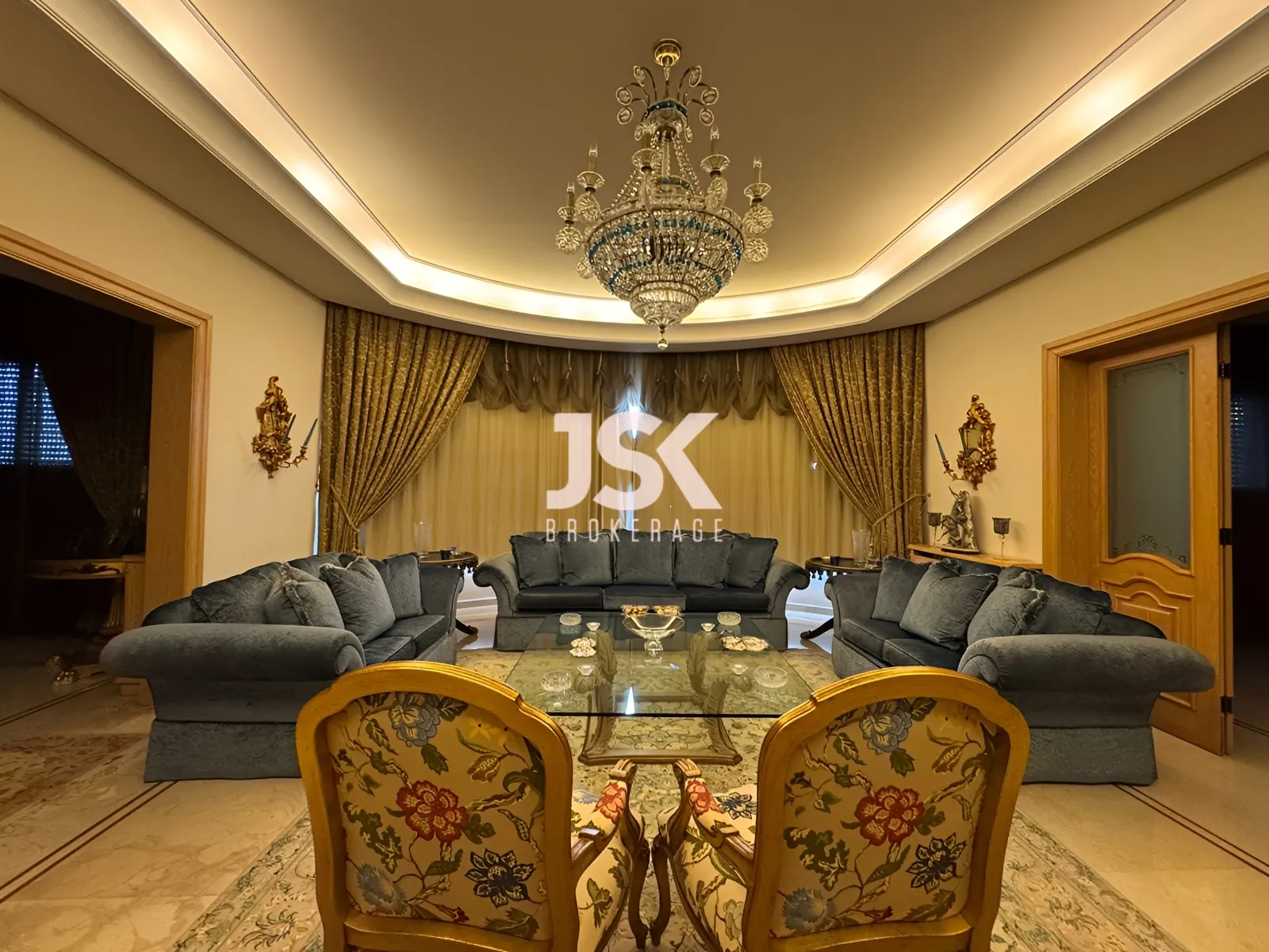 Villa for Sale in Montiverdi