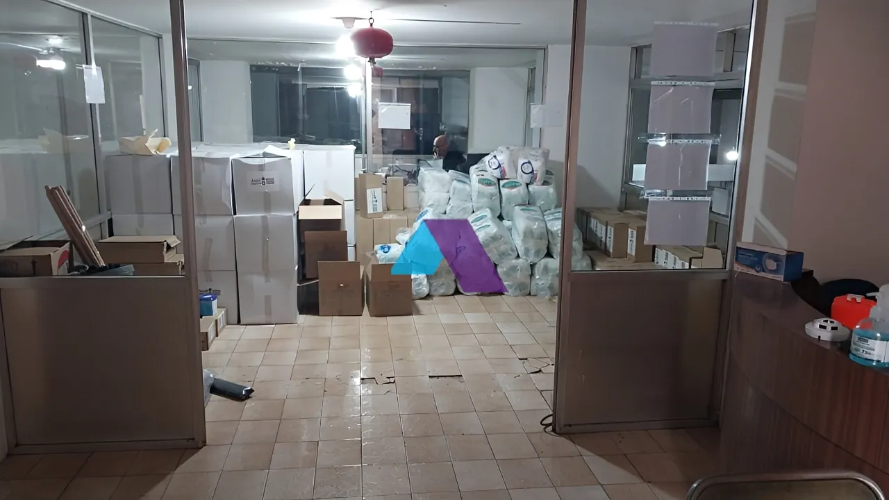 Warehouse for sale in Sioufi