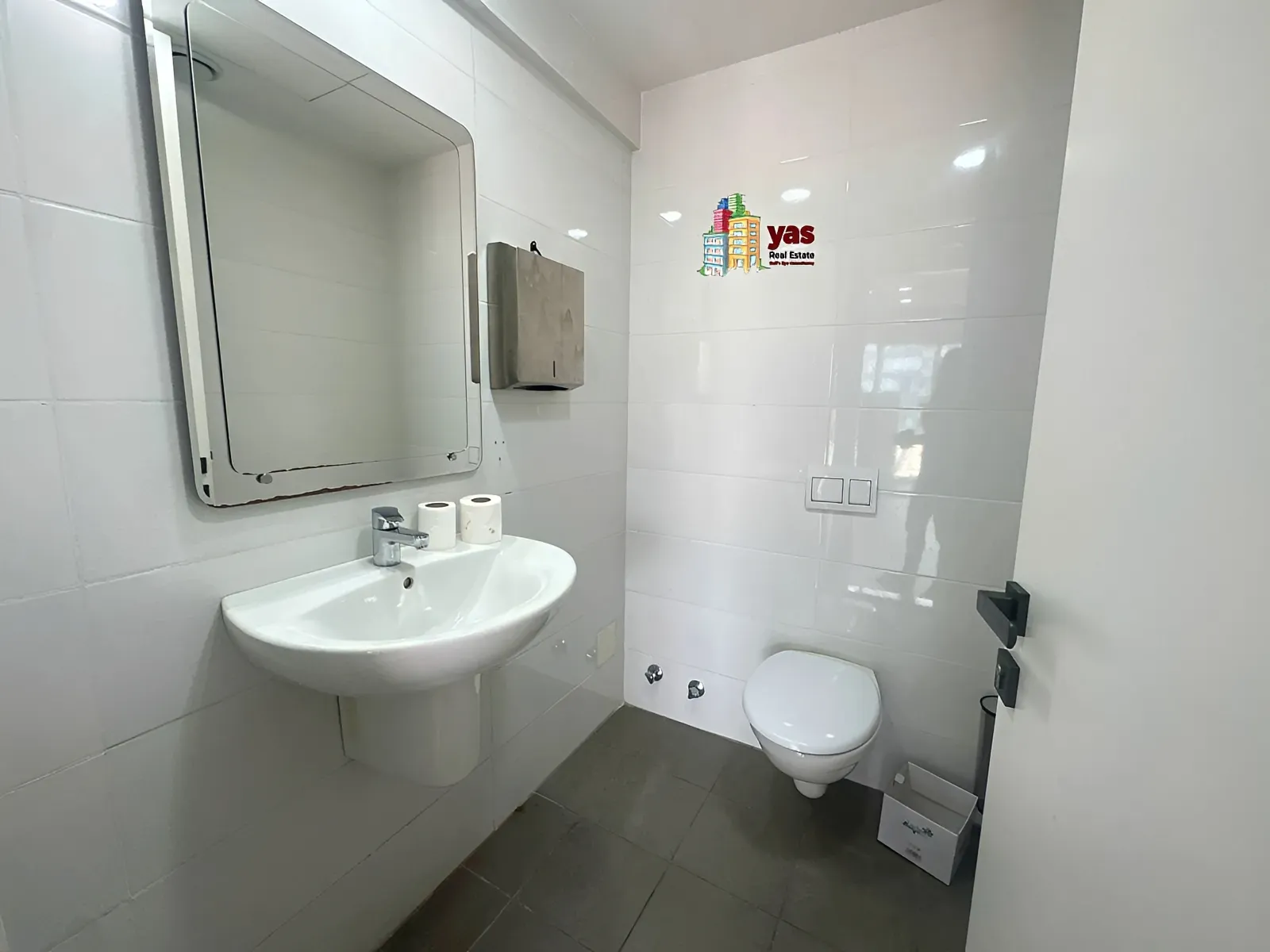 Office for Rent in Antelias