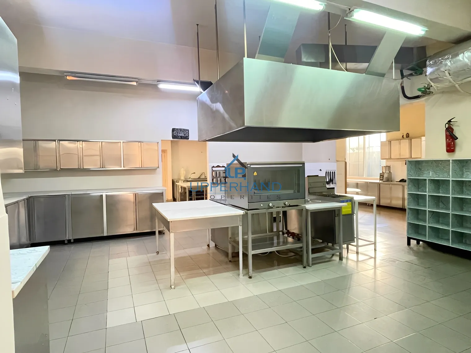 Industrial Unit for Rent in Sassine, Bayrut, Lebanon