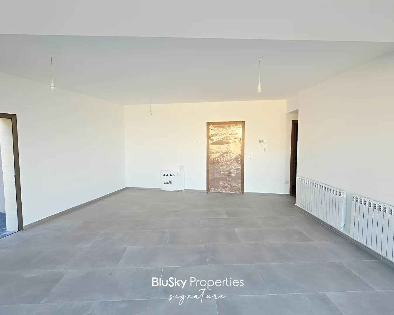 Apartment for sale in Ain Saadeh