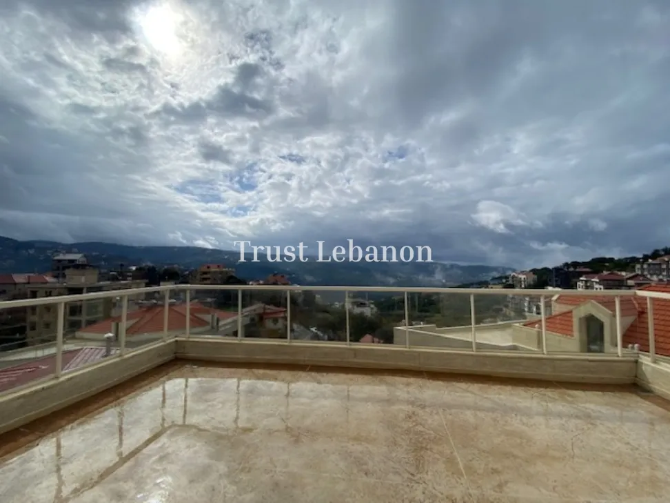 Duplex for rent in Baabdat, Lebanon