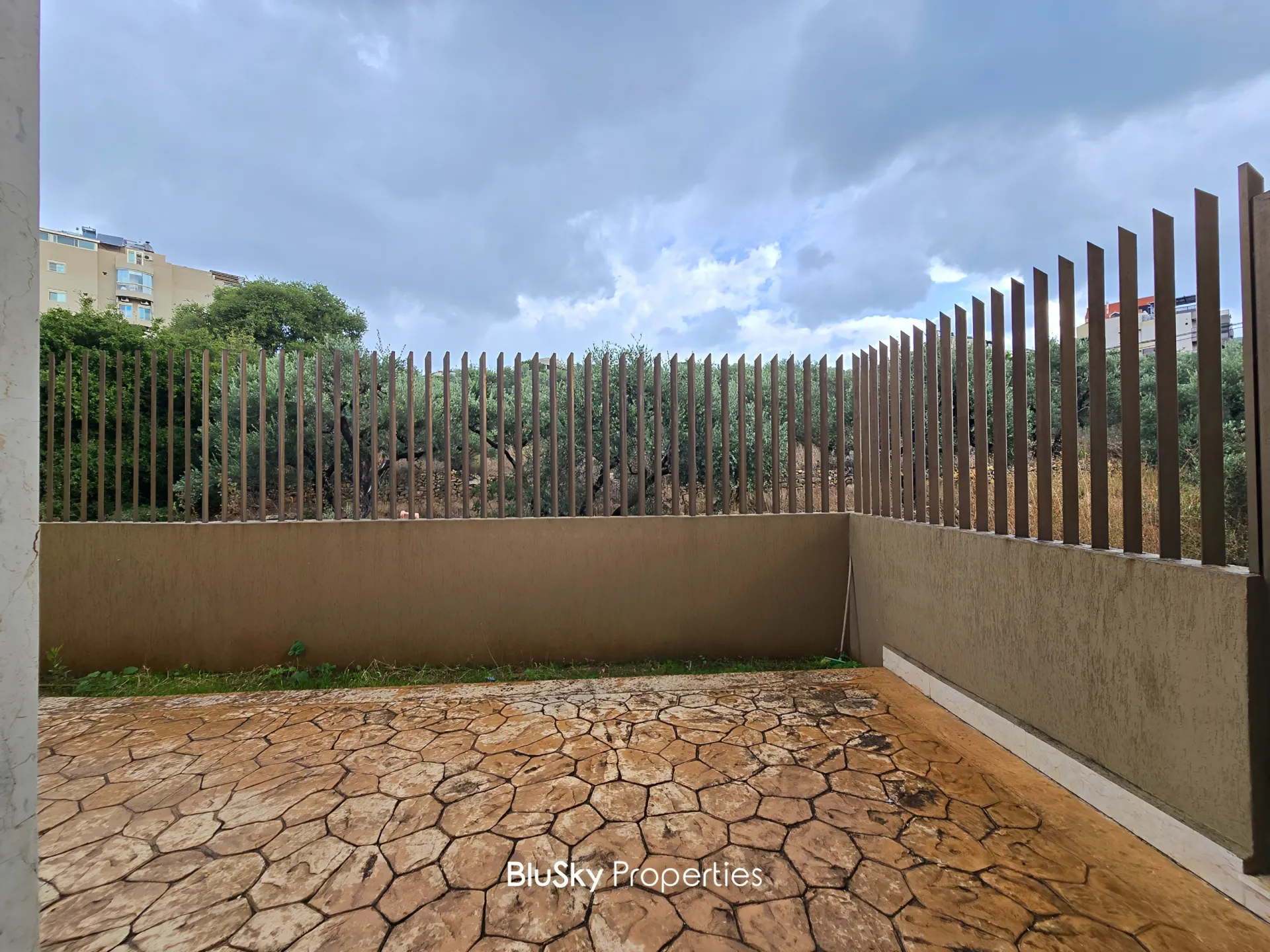 Apartment for sale in Mansourieh