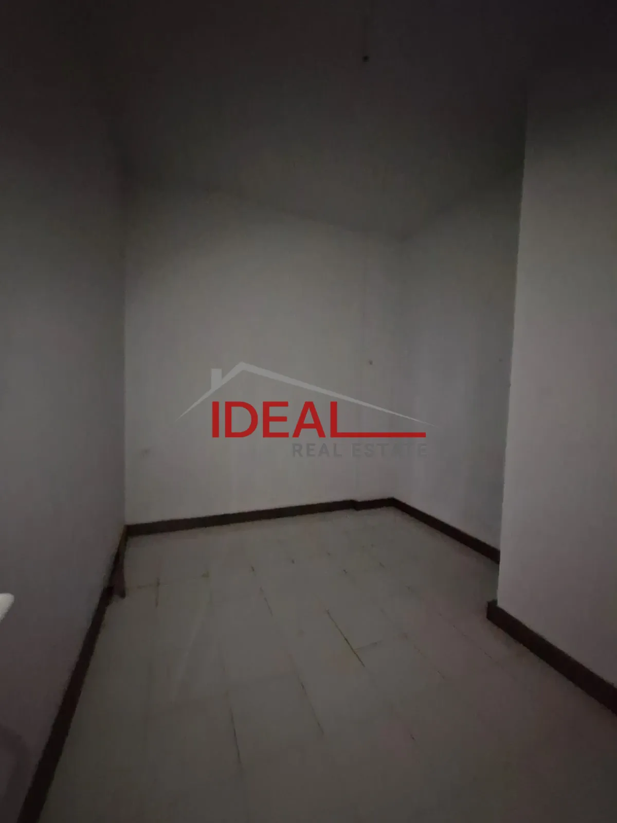 Shop for rent in Adma w Dafnah, Lebanon