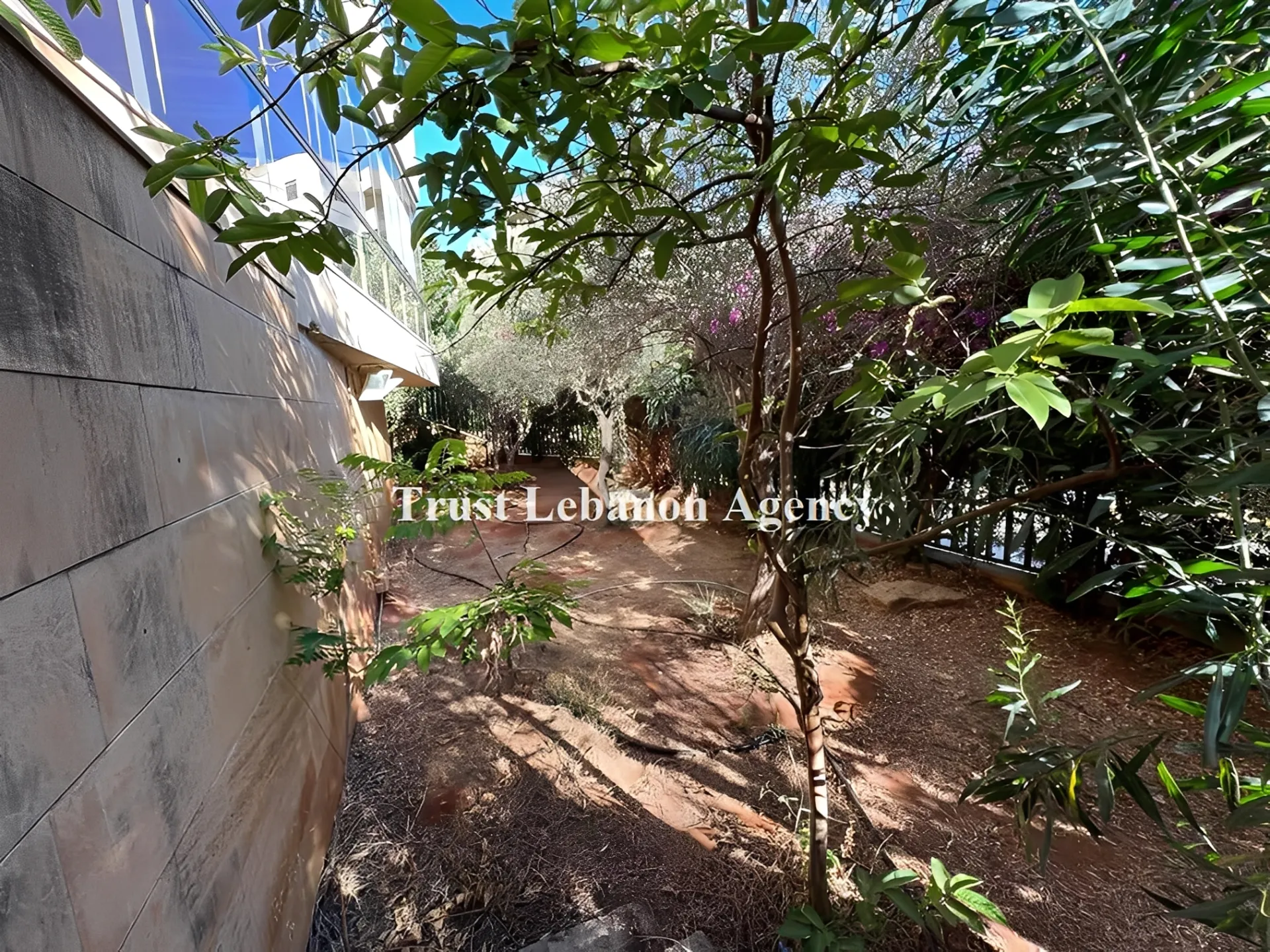 Apartment for Sale in yarzeh Baabda Lebanon