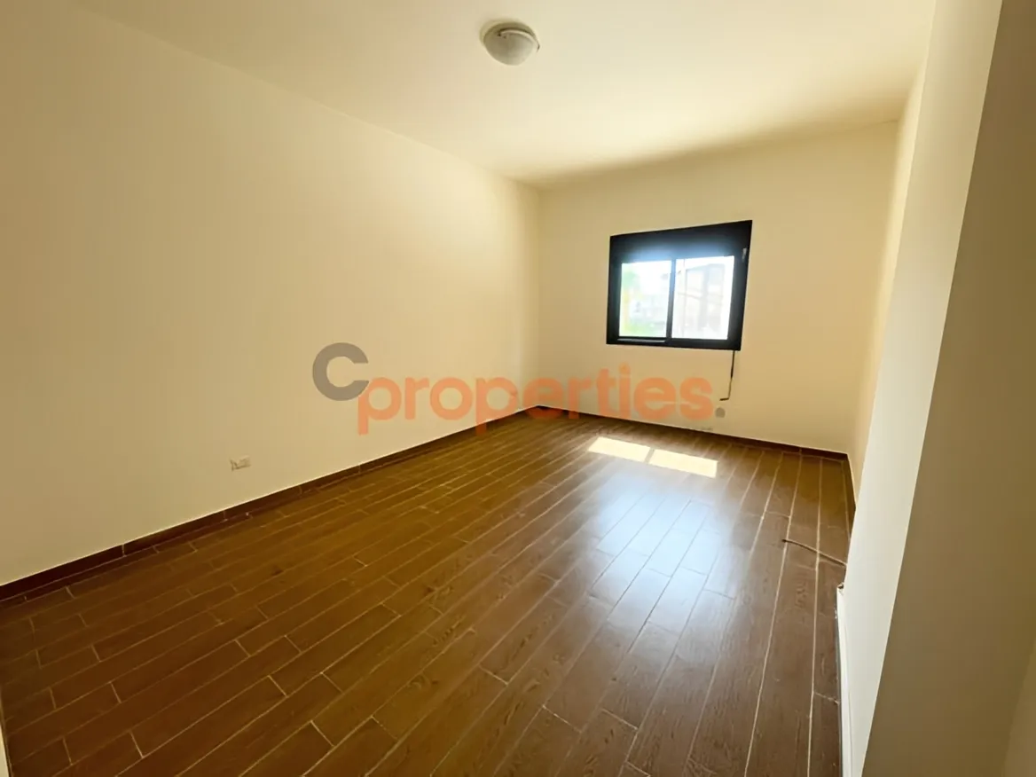 Apartment for Sale in Haret Sakher