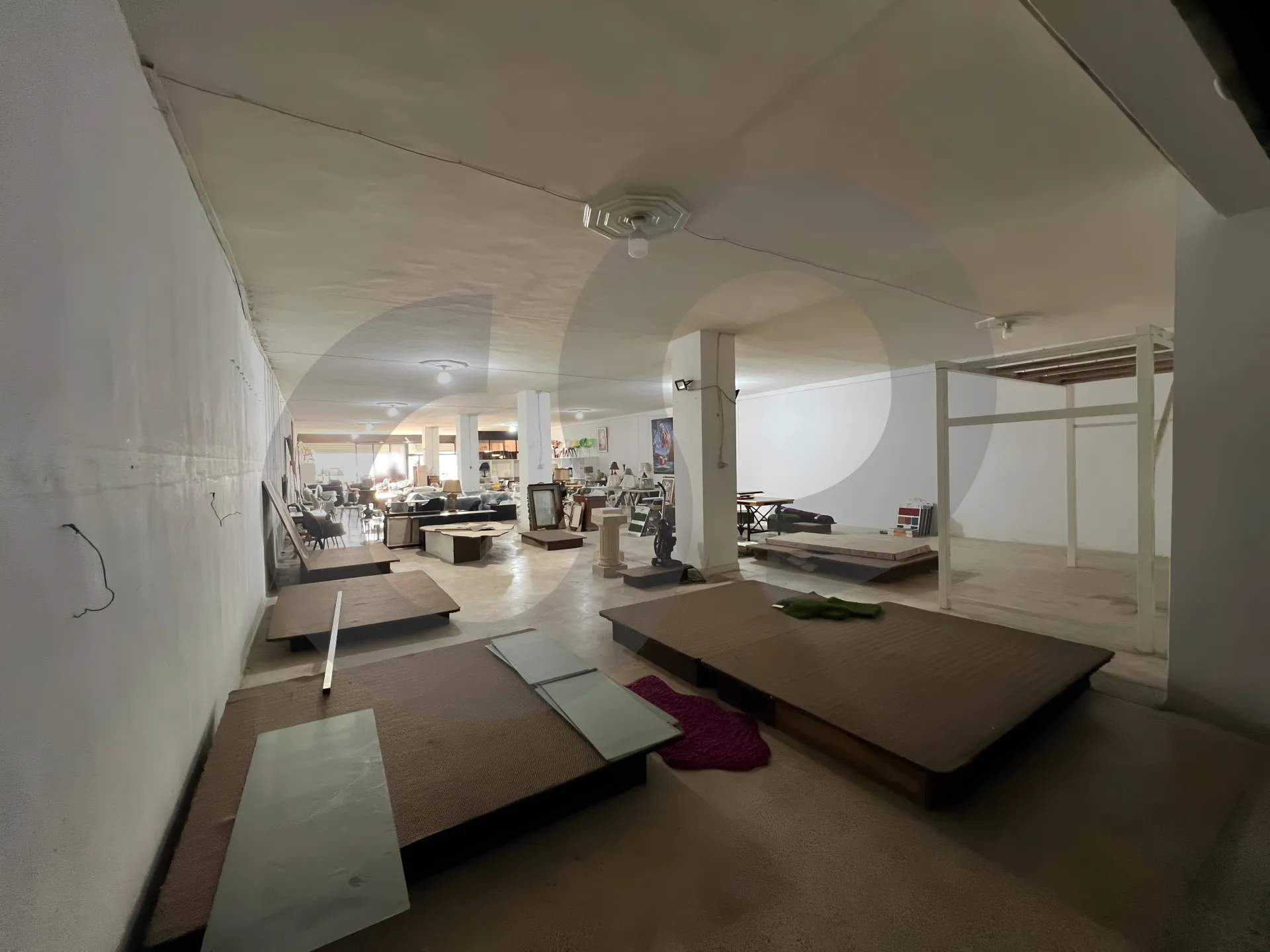 Commercial Property for Rent in Mkalles