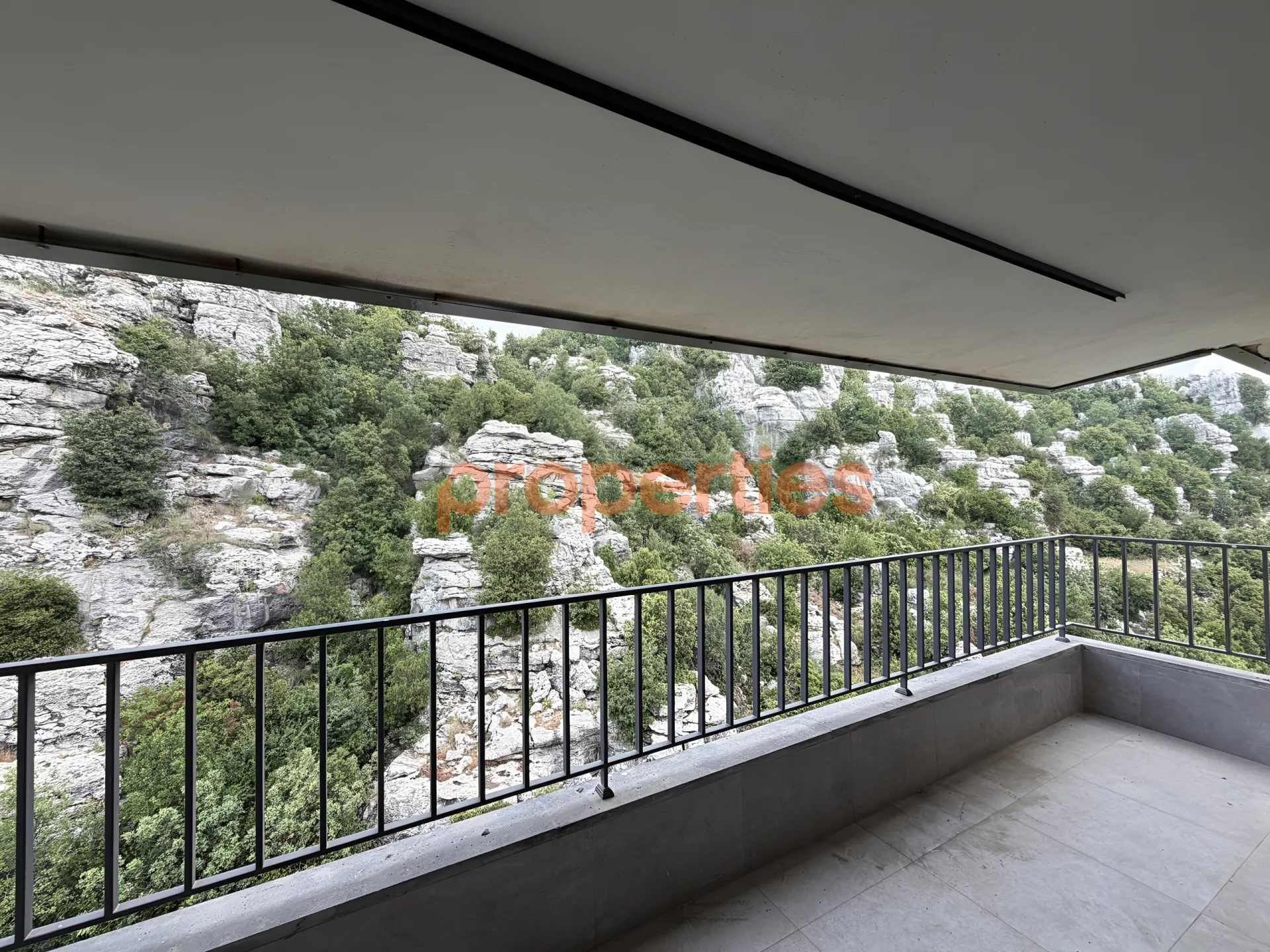 Apartment for Sale in Faitroun