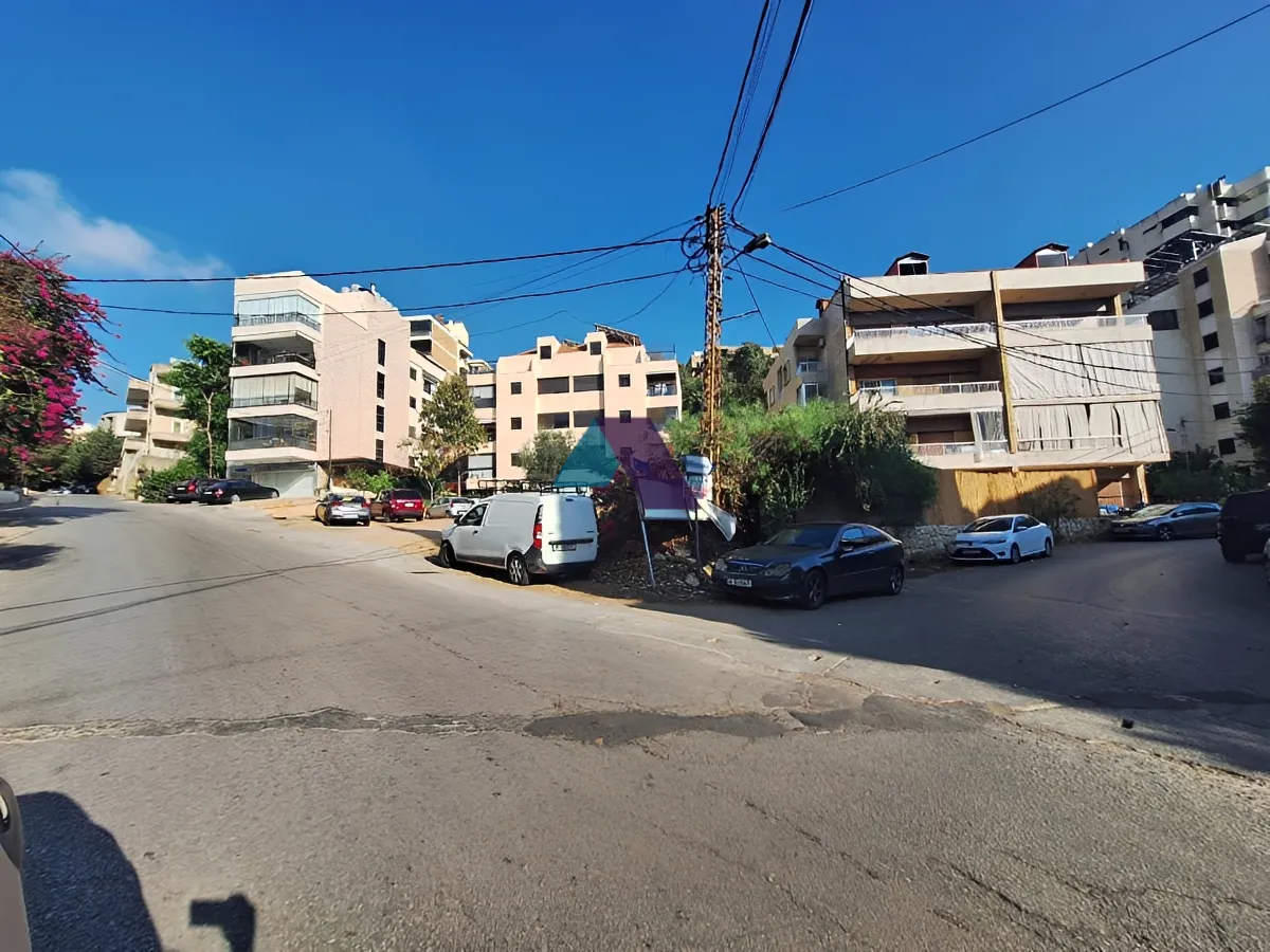 Land for Sale in Mansourieh
