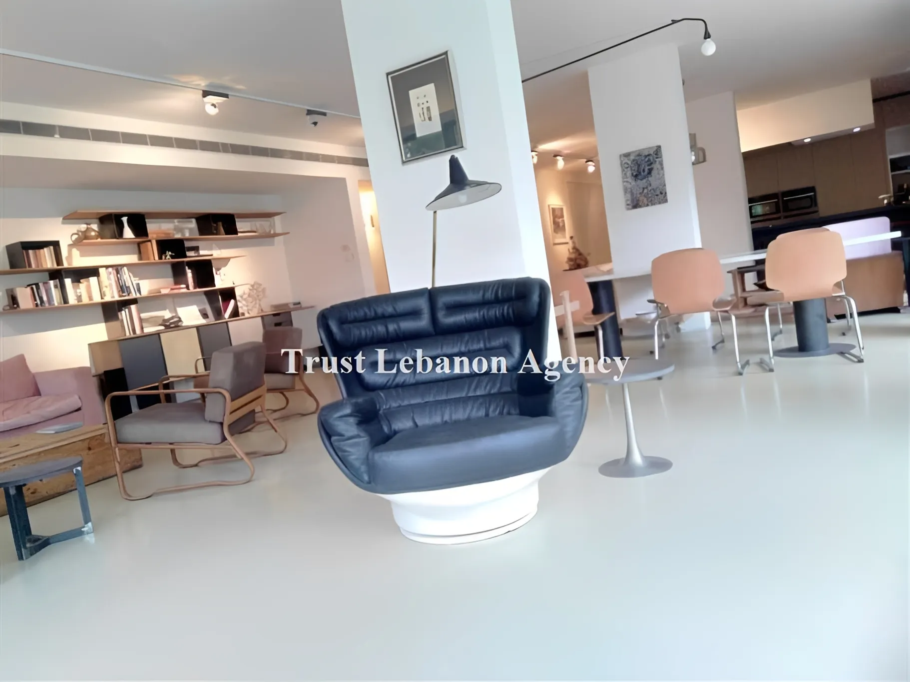 Apartment for Sale in Baabda yarzeh - 2 bed, 4 bath