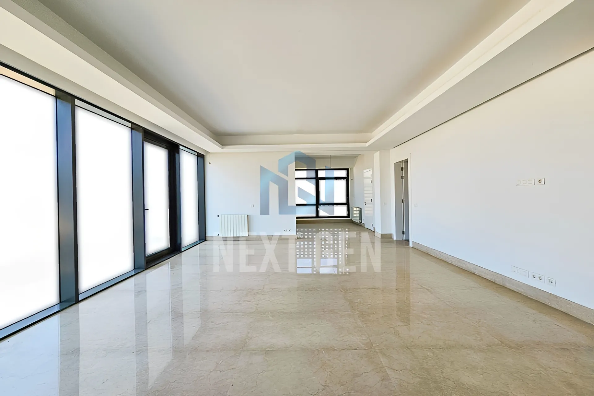 Apartment for sale in Achrafieh, Beirut, Lebanon - 3 bed, 4 bath