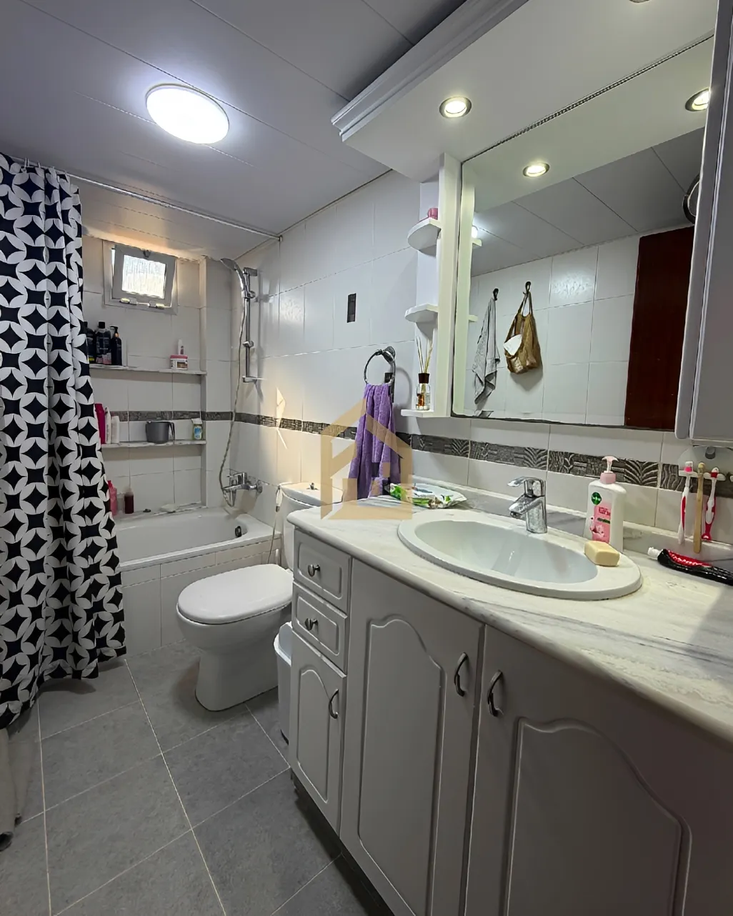 Apartment for sale in Ain El Remmaneh, Lebanon