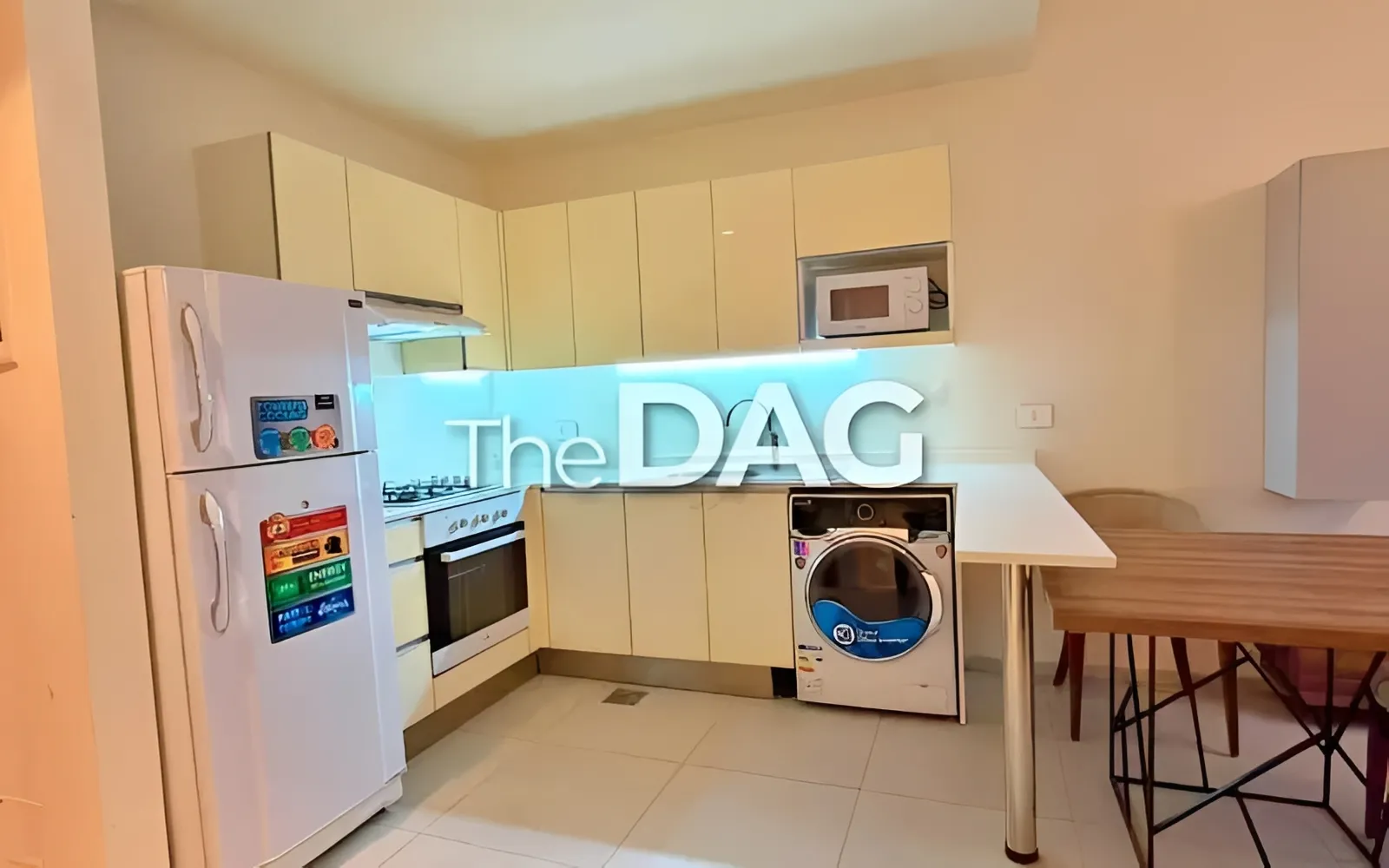 Apartment for Rent in Hamra, Beirut, Lebanon - 1 bed, 1 bath