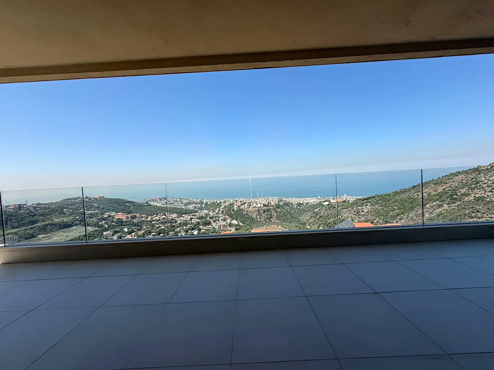Apartment for Sale in Ain El Rihaneh