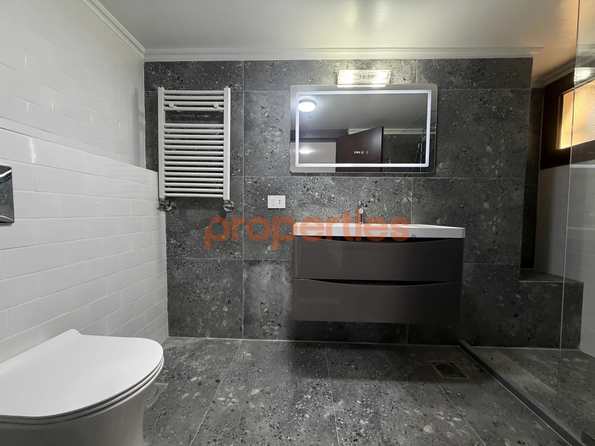 Apartment for Rent in Mtaileb