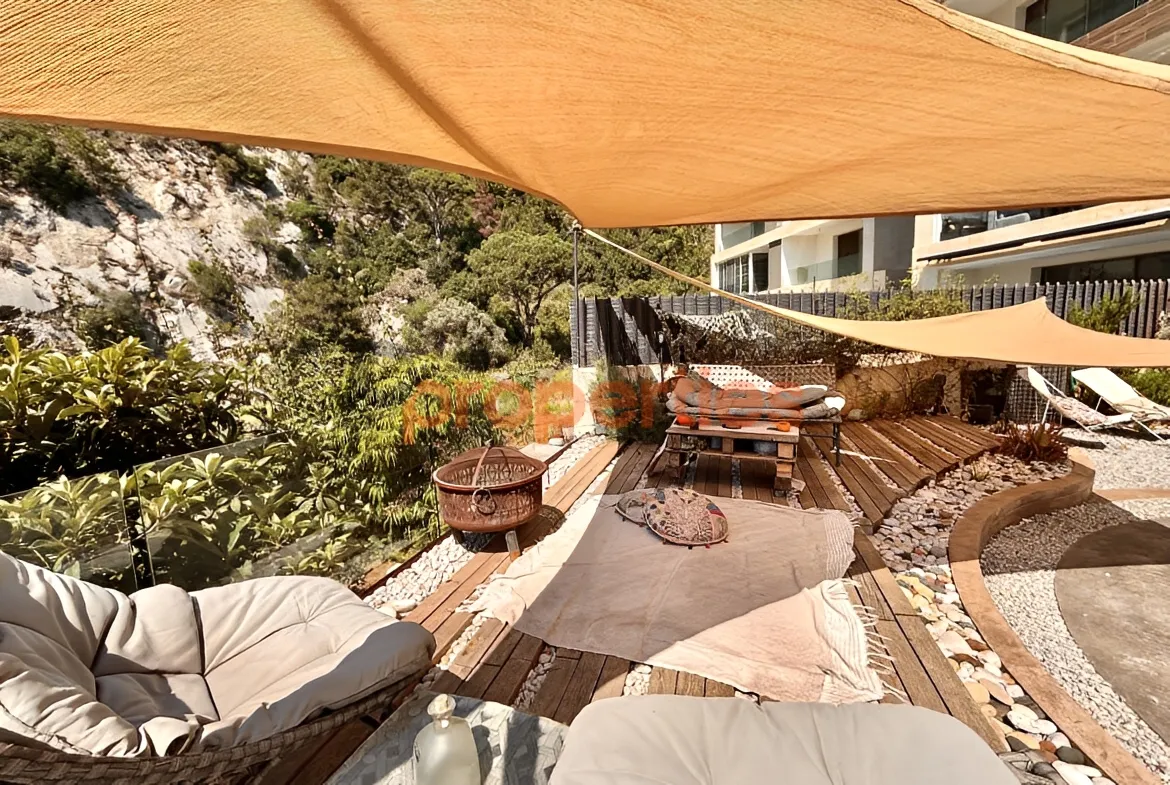 Apartment for Sale in Qennabet Broummana - 3 bed, 3 bath