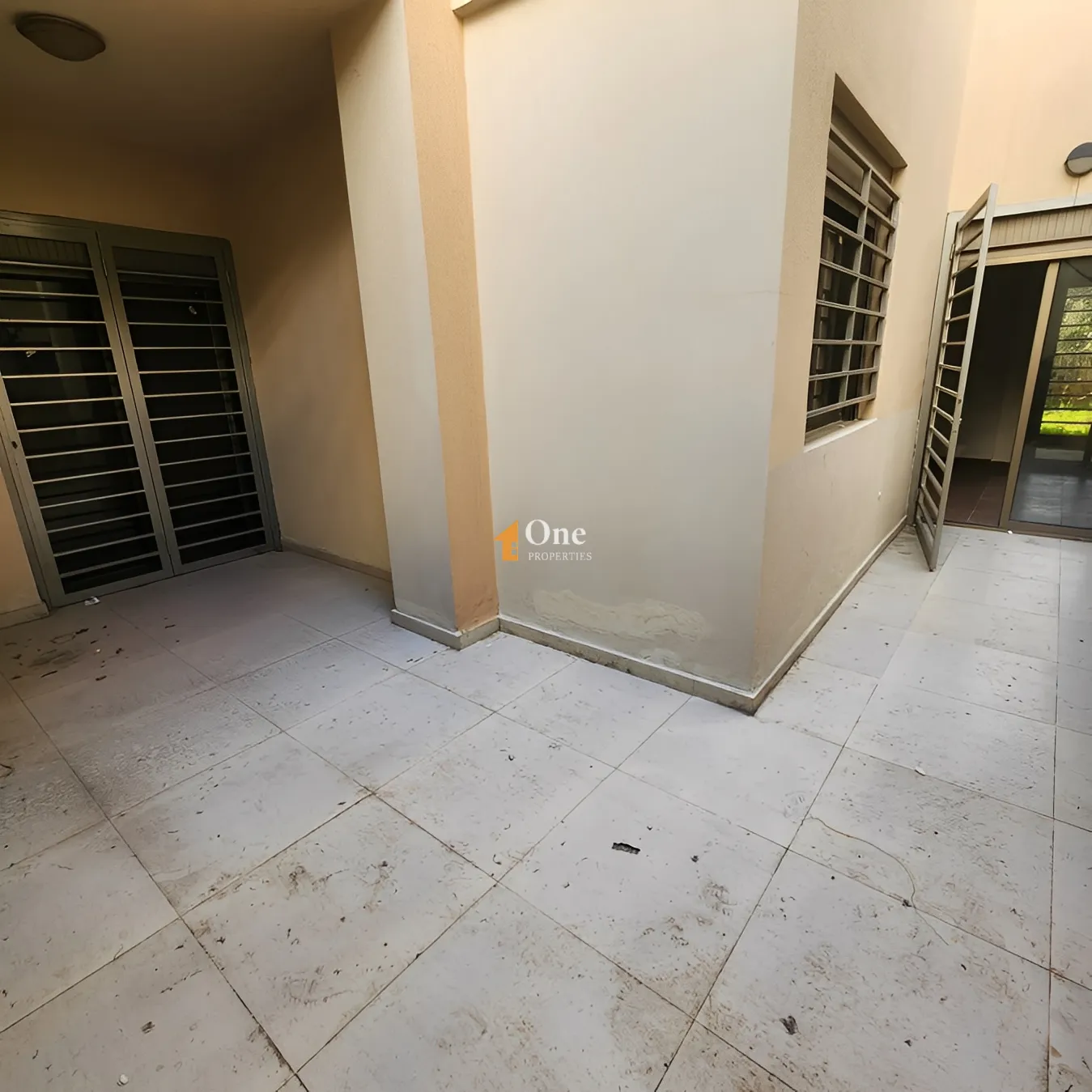 Apartment for Sale in Mansourieh, Lebanon - 3 bed, 3 bath