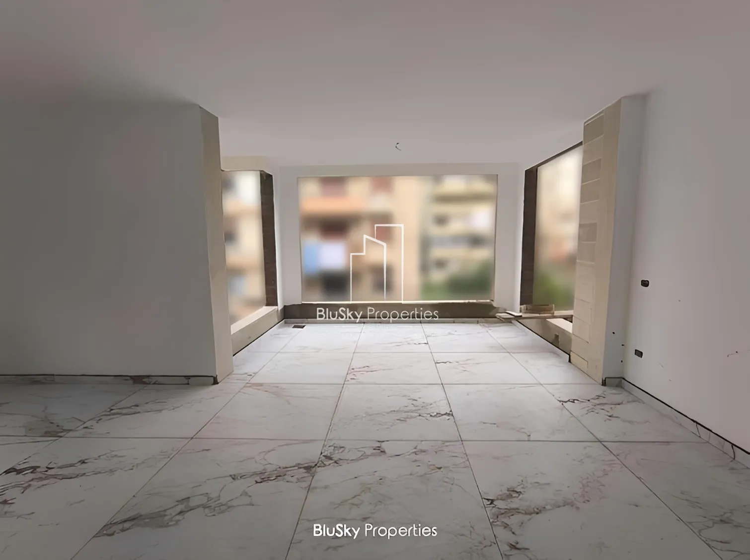 Apartment for Sale in Awkar
