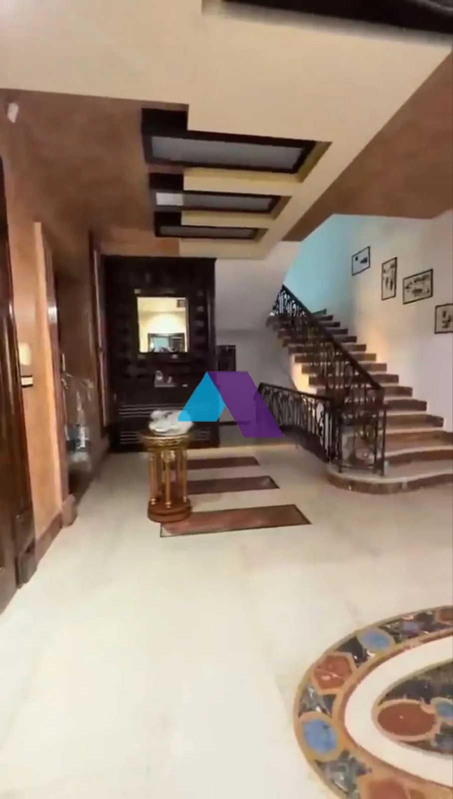 Villa for Sale in Ain Anoub