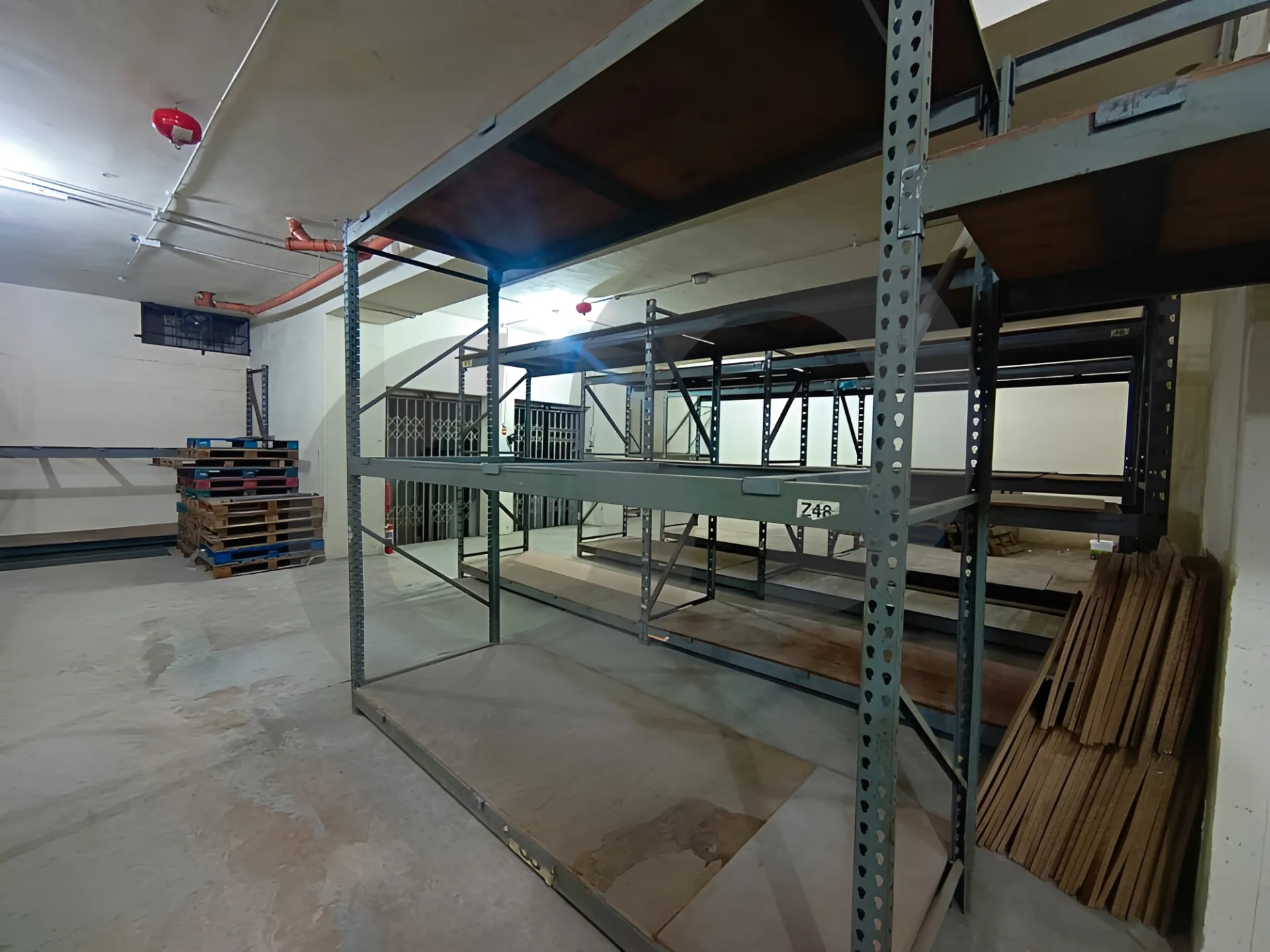Warehouse for Rent in Jnah