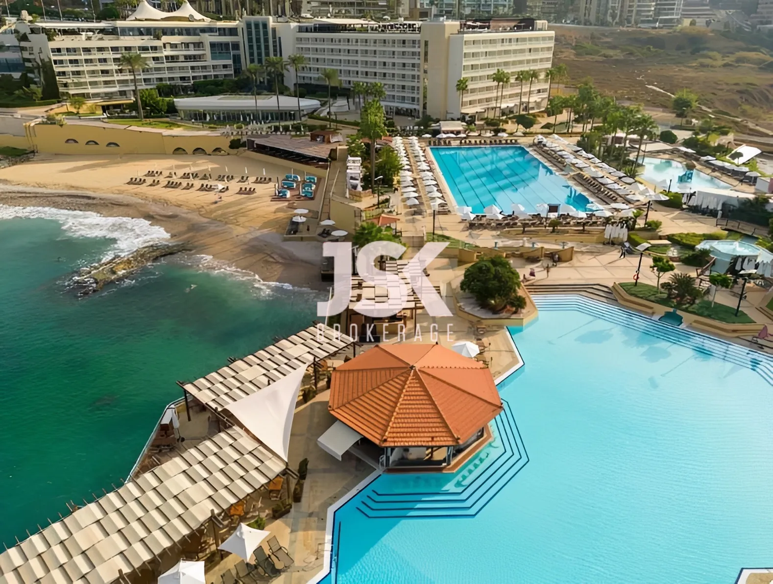 Chalet for sale in Raoucheh - 1 bed, 1 bath