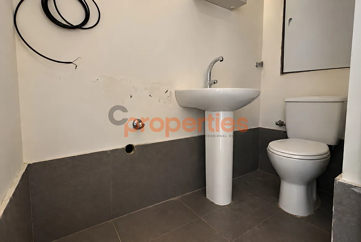 Shop for Rent in Clemenceau