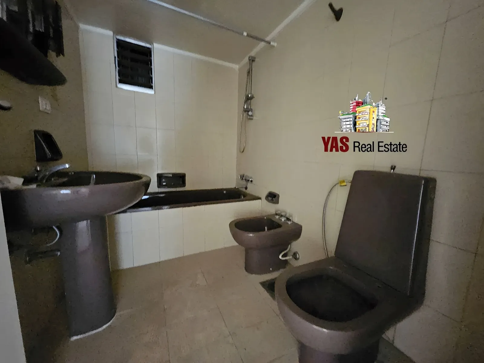 Apartment for Sale in Ajaltoun - 3 bed, 3 bath