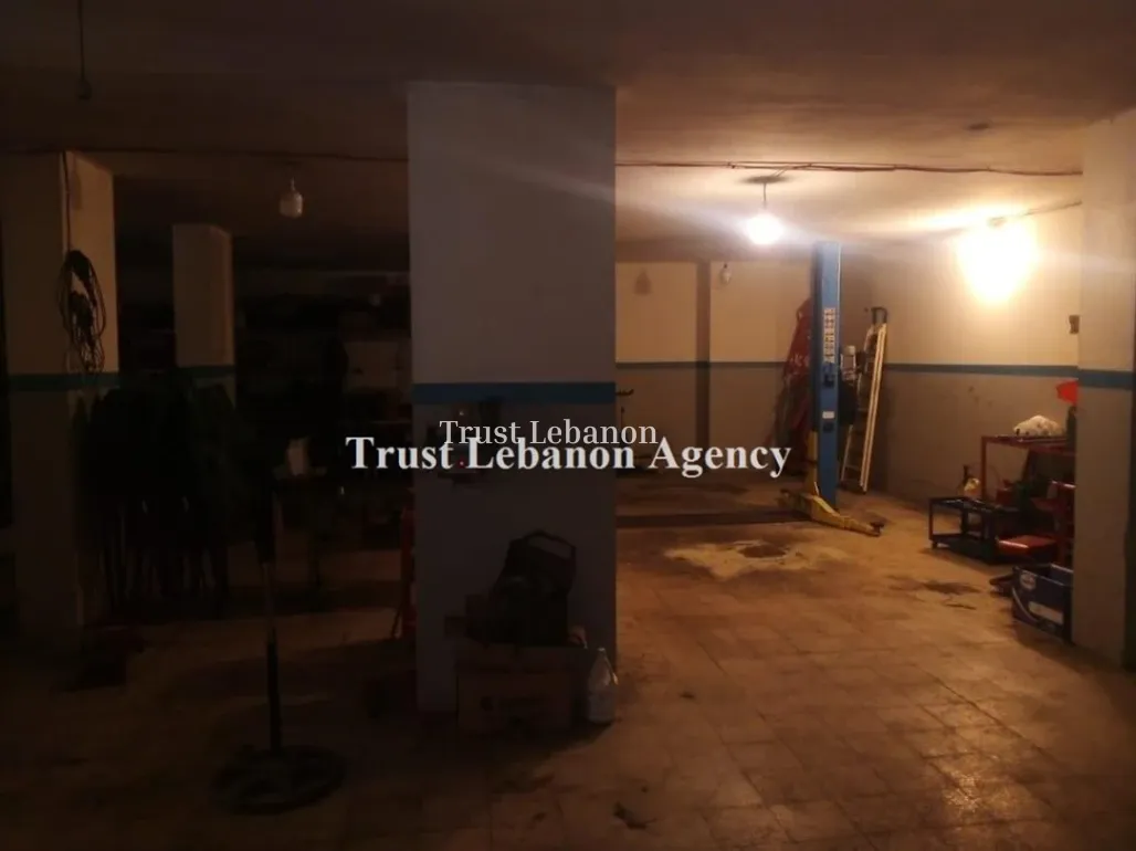 Warehouse for sale in Hadath, Lebanon