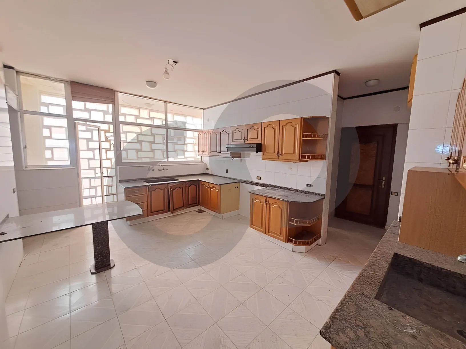 Apartment for Sale in Ramlet El Baida