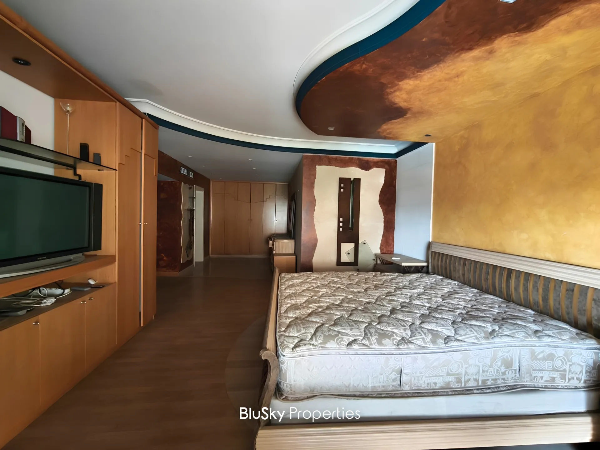Triplex for sale in Tilal ain saadeh, metn, lebanon