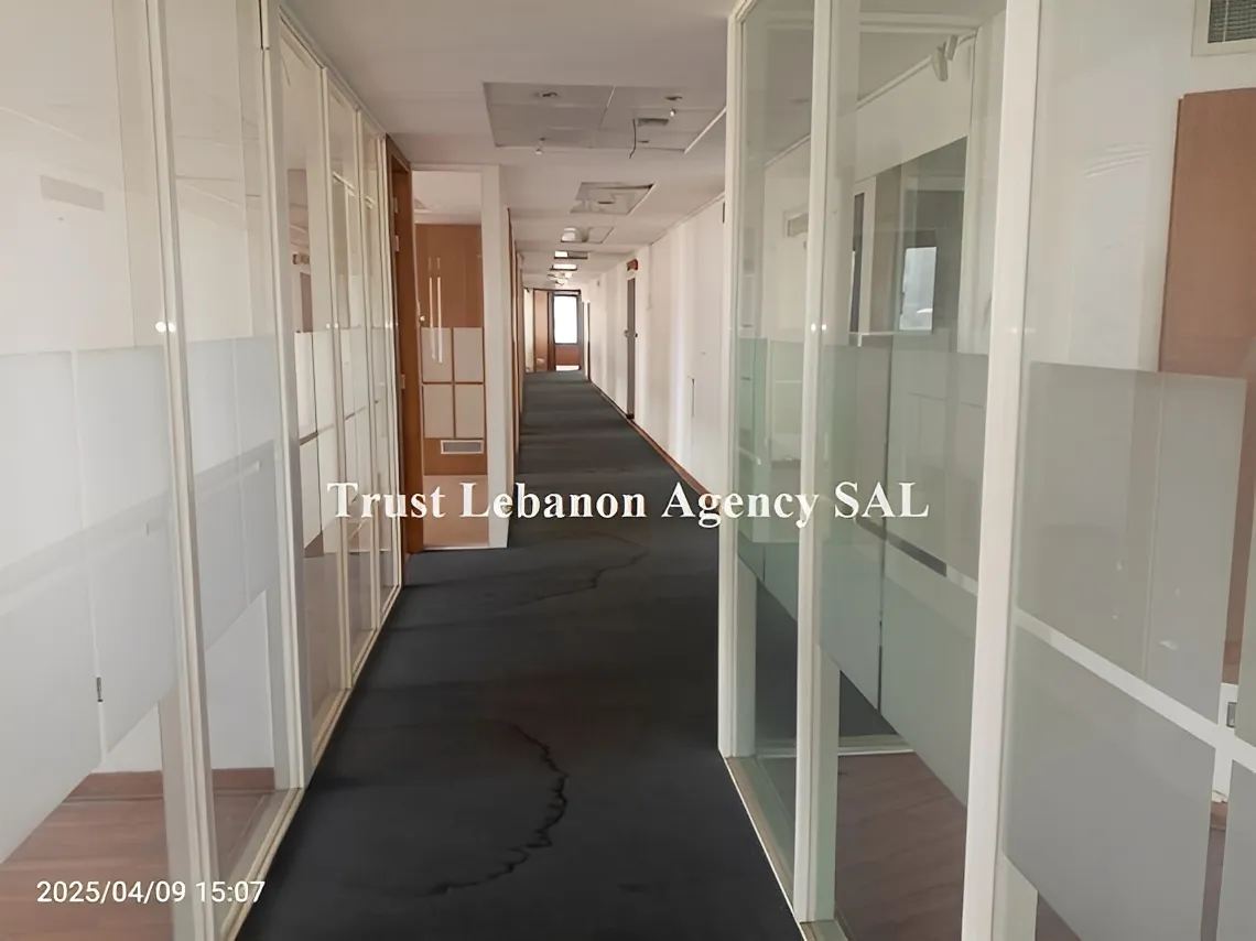 Office for rent in Beirut, Mina El Hosn
