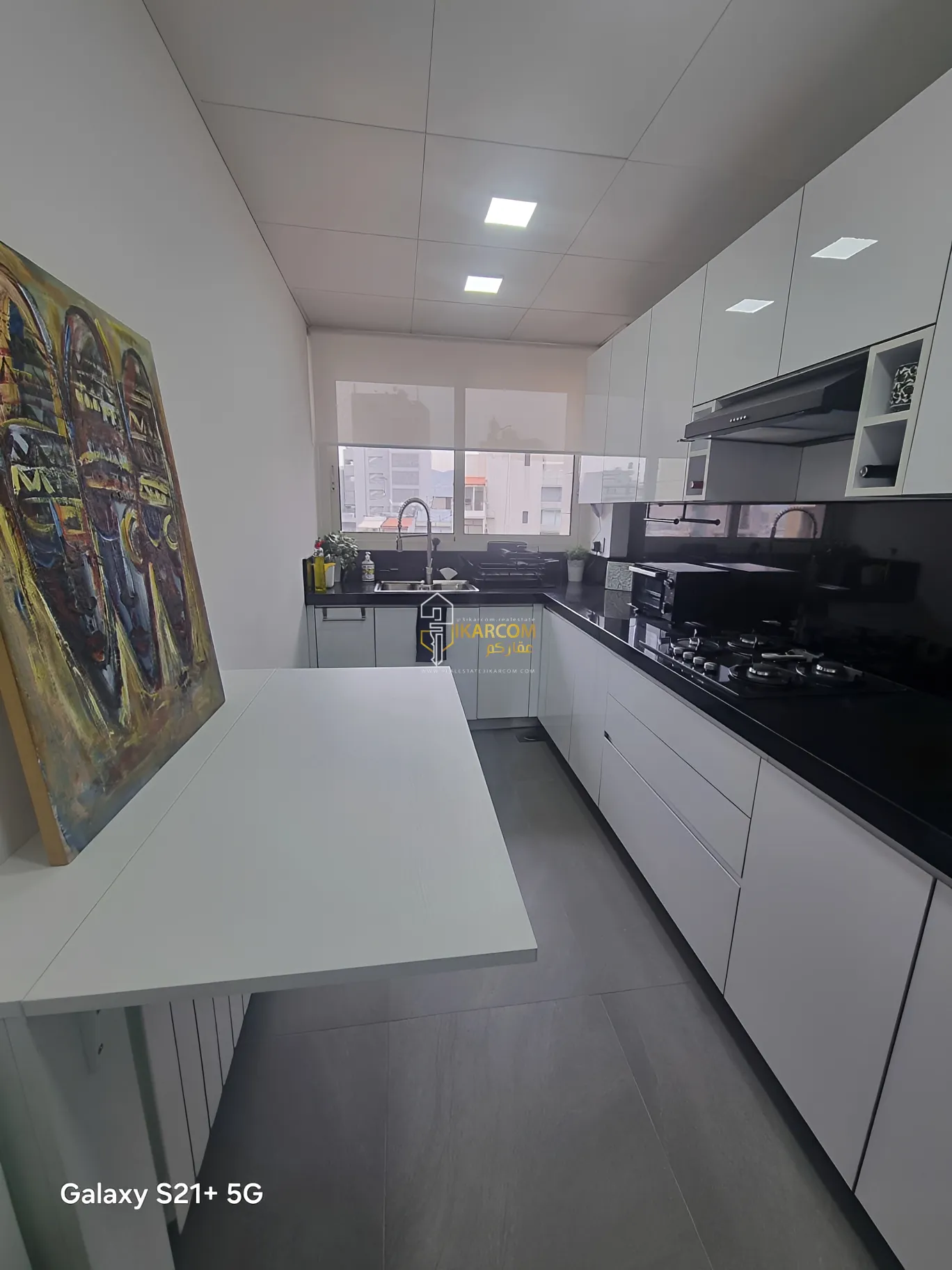 Apartment for sale in Achrafieh, Beirut, Lebanon - 2 bed, 2 bath