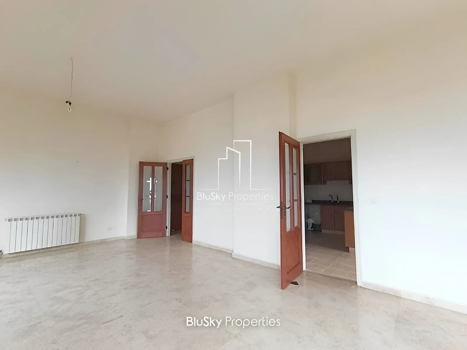 Apartment for Sale in Kfaryassine - 3 bed, 5 bath