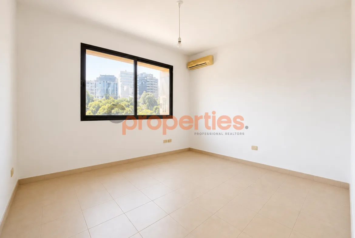 Office for Sale in Ain Al Mraiseh