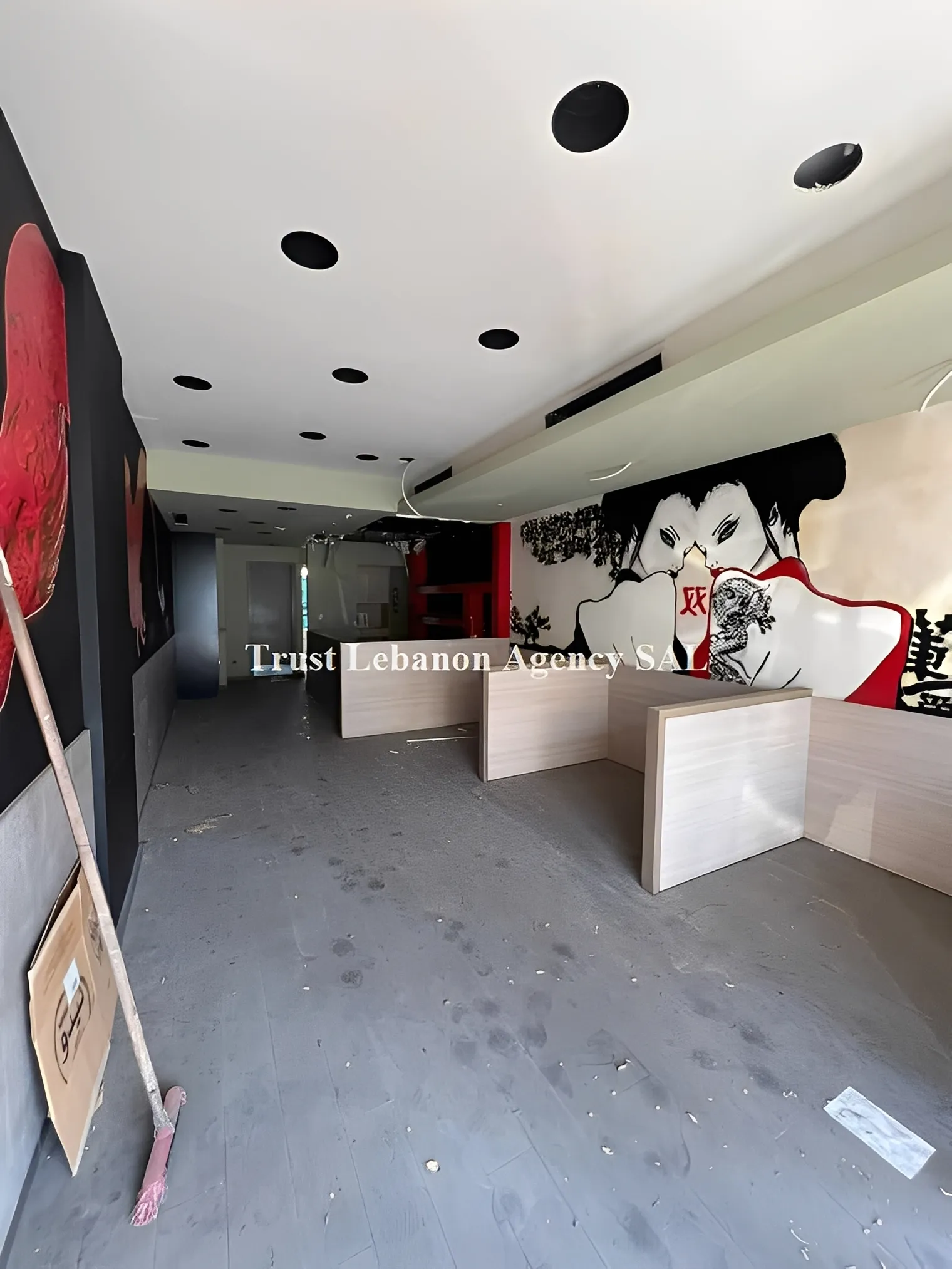 Shop for rent in Metn, Sin El Fil