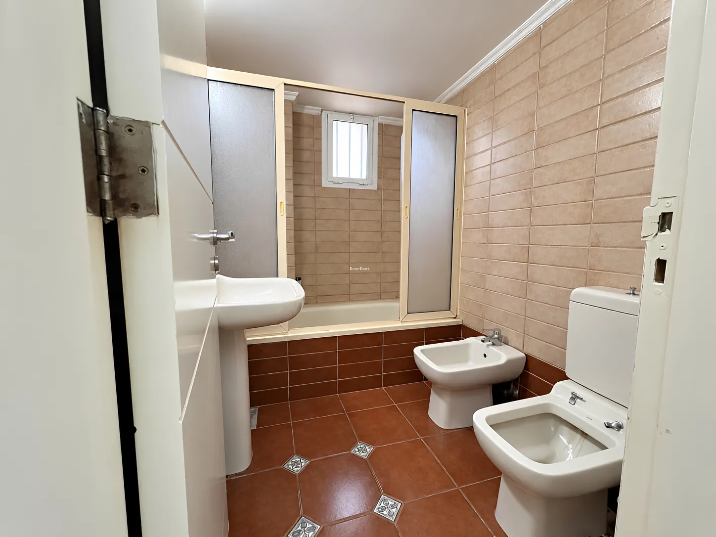 Apartment for rent in Bsalim