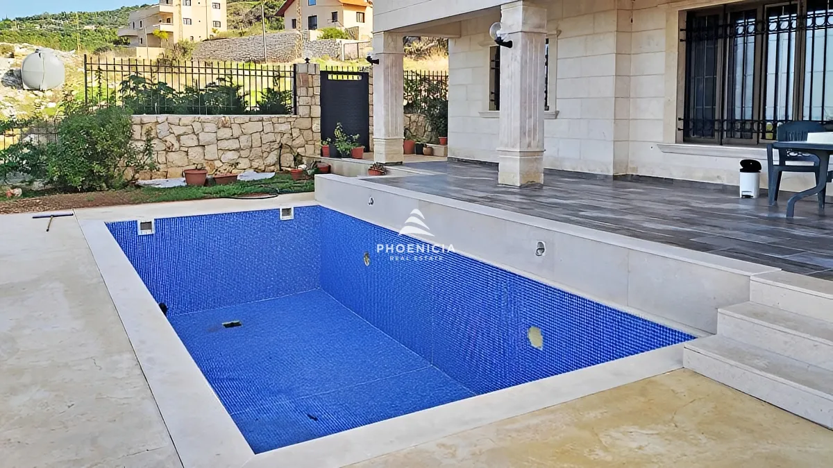 Villa for Sale in Gharzouz
