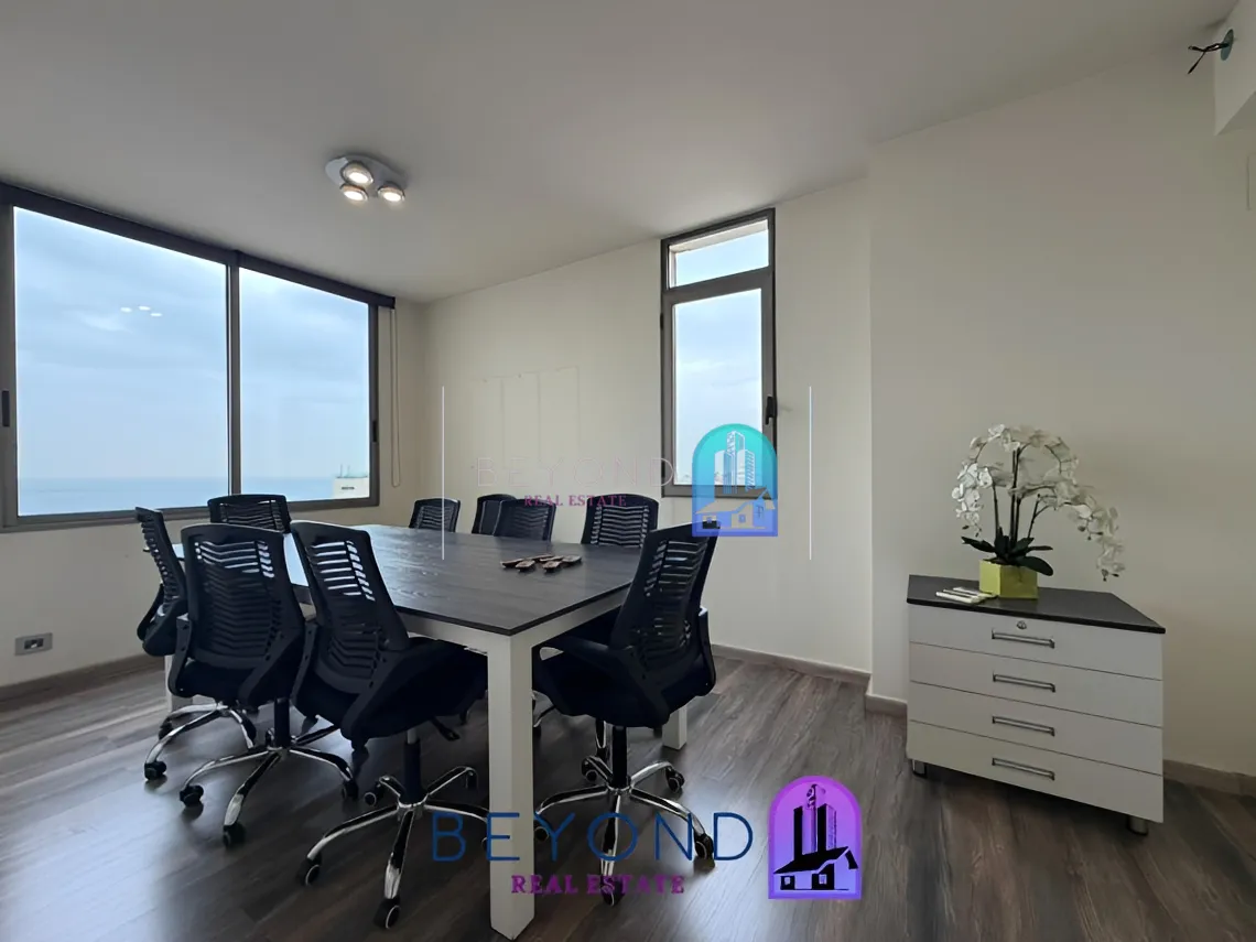 Office for rent in Ain Al Mraiseh, Beirut, Lebanon