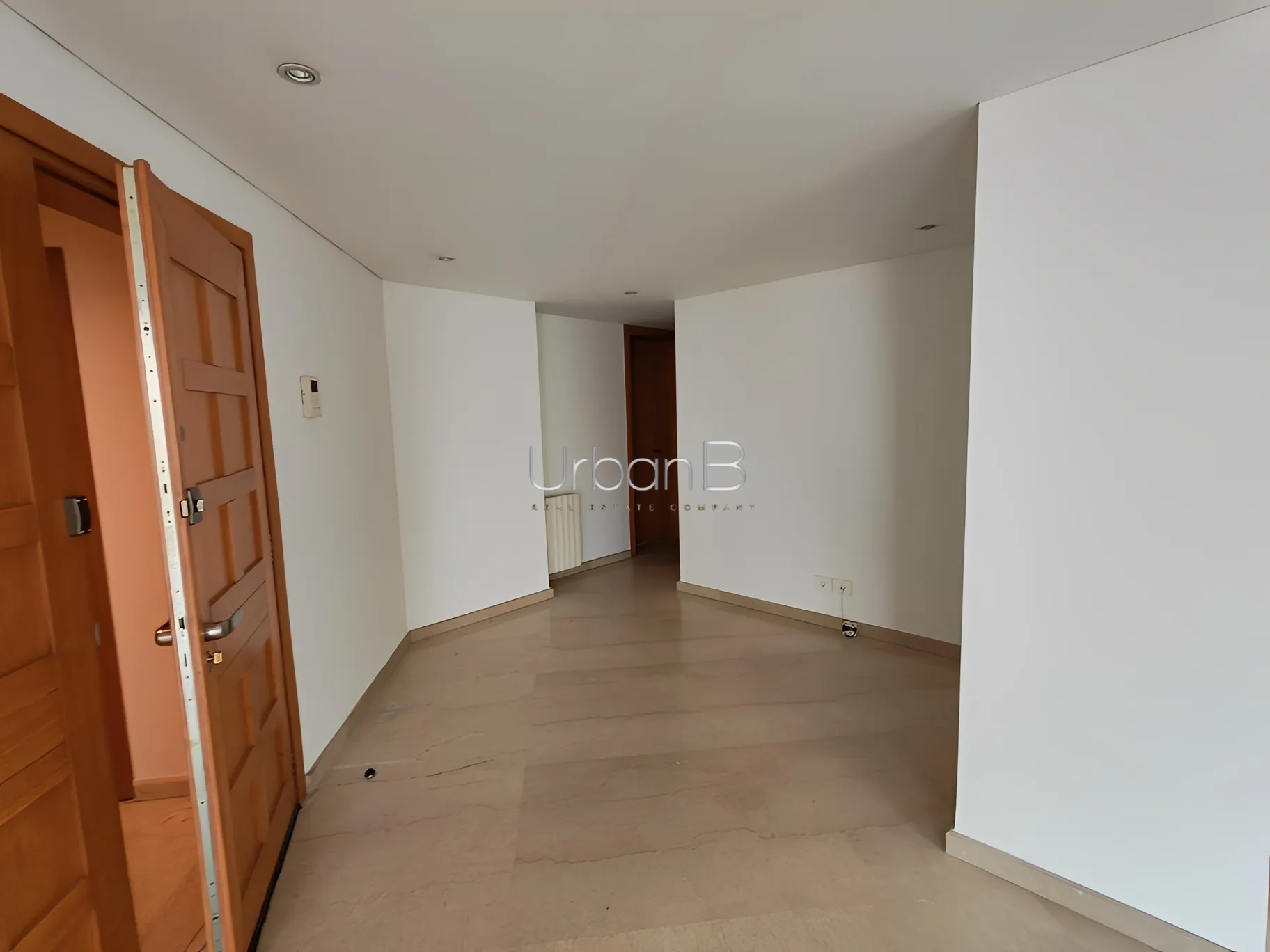 Apartment for Rent in Mar Meter, Achrafieh, Beirut