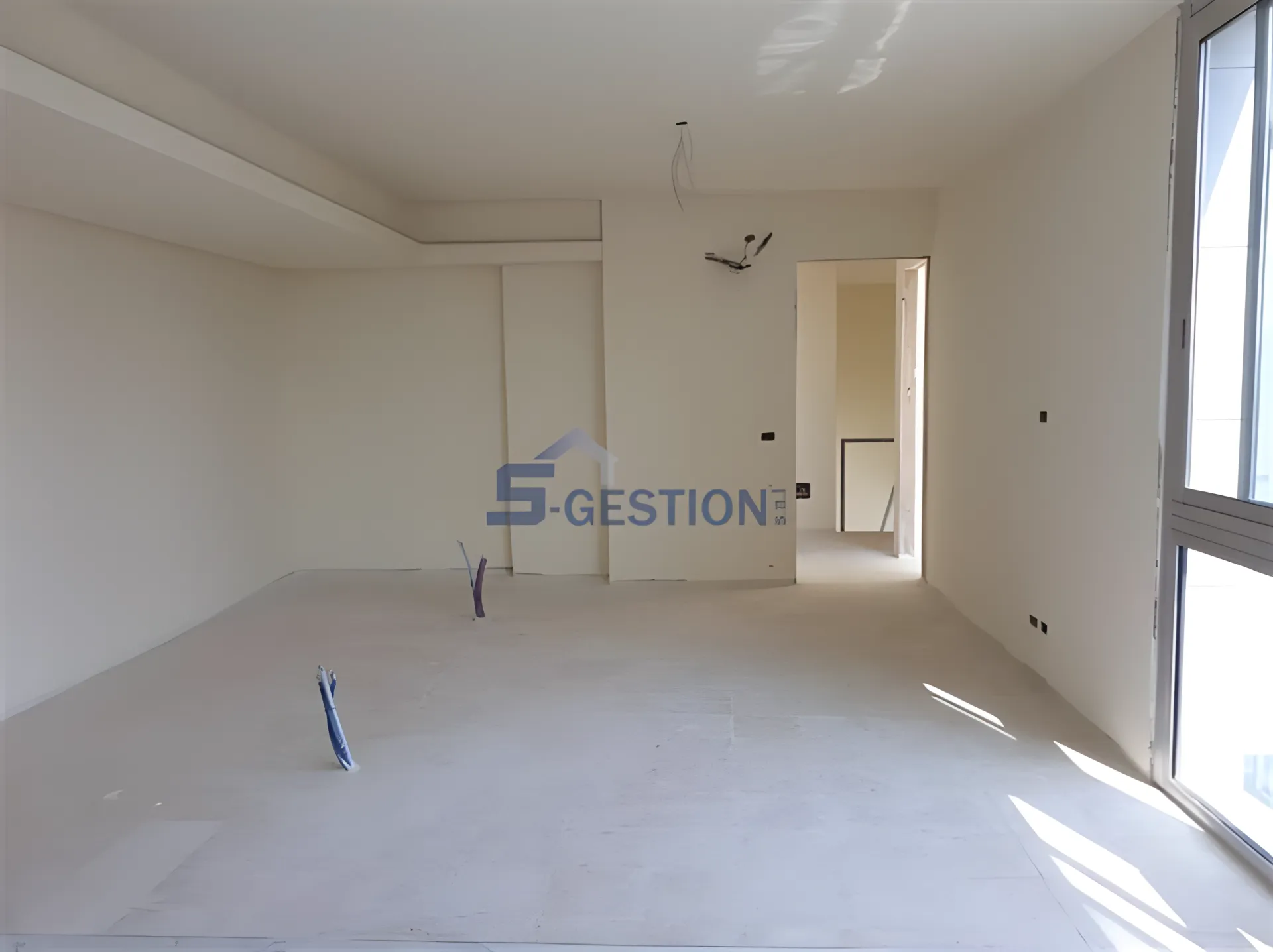 Duplex for Sale in Achrafieh - 3 bed, 3 bath
