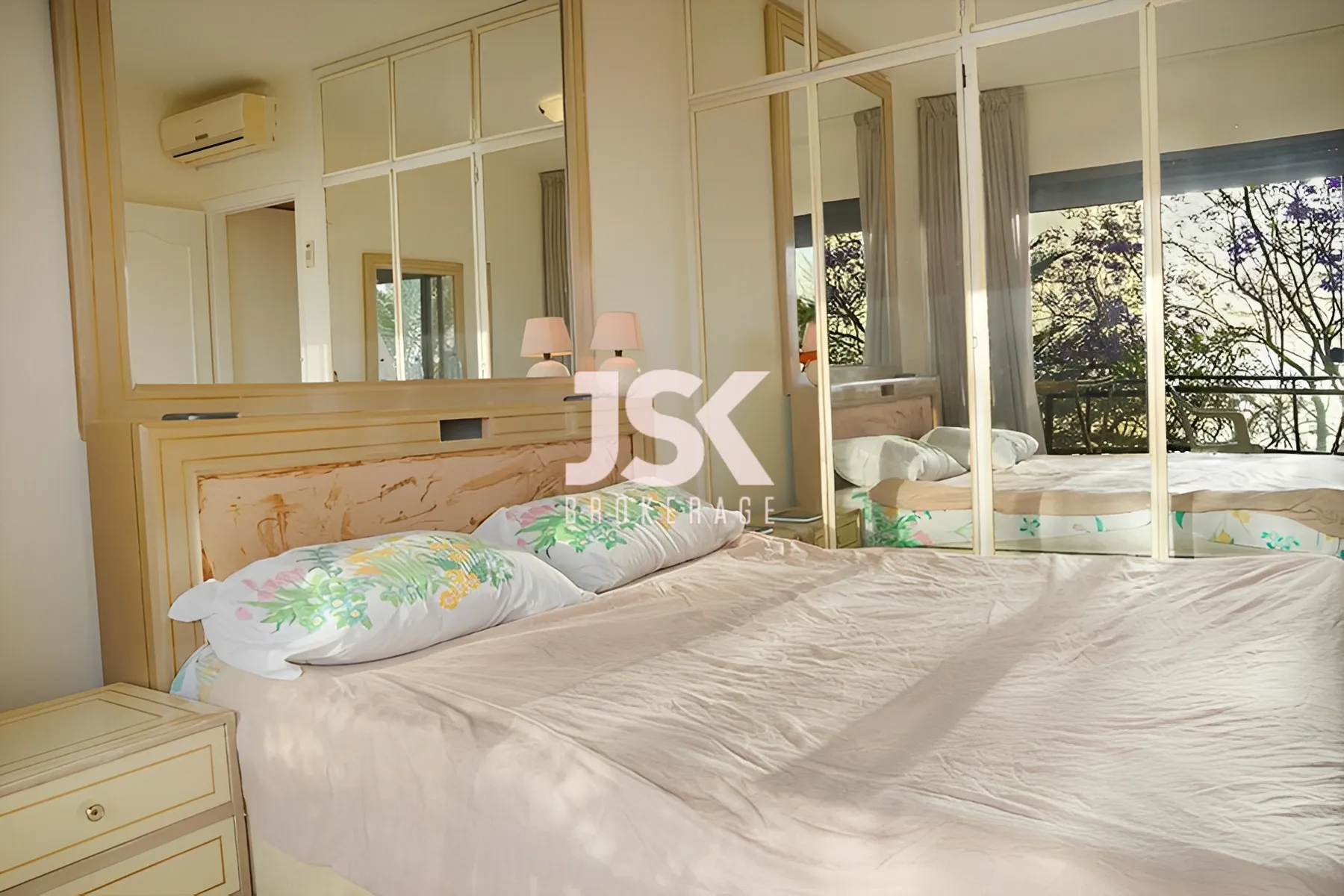 Chalet for rent in Halat - 2 bed, 2 bath