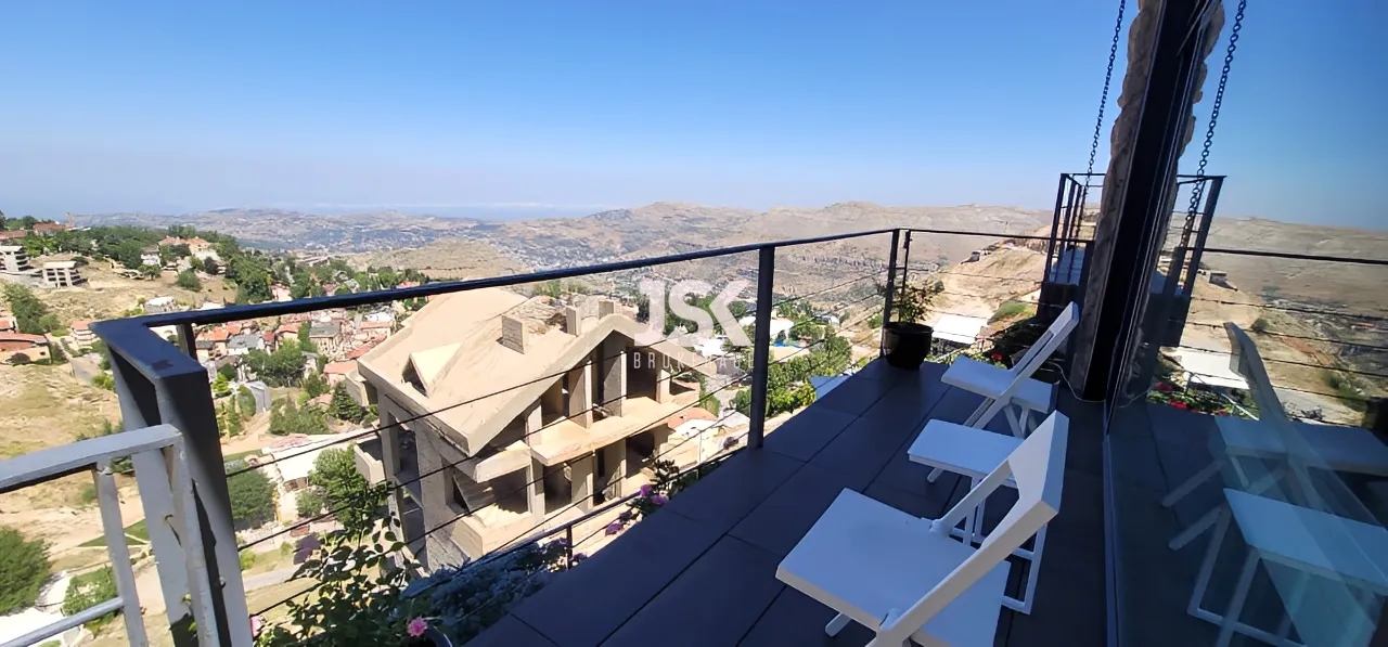 Triplex for Sale in Ouyoun