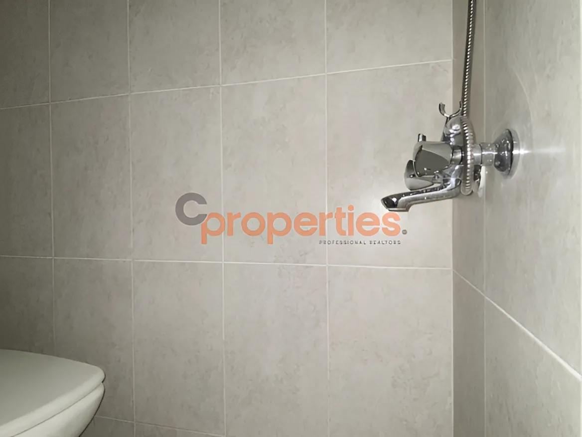 Office for Rent in Daoura